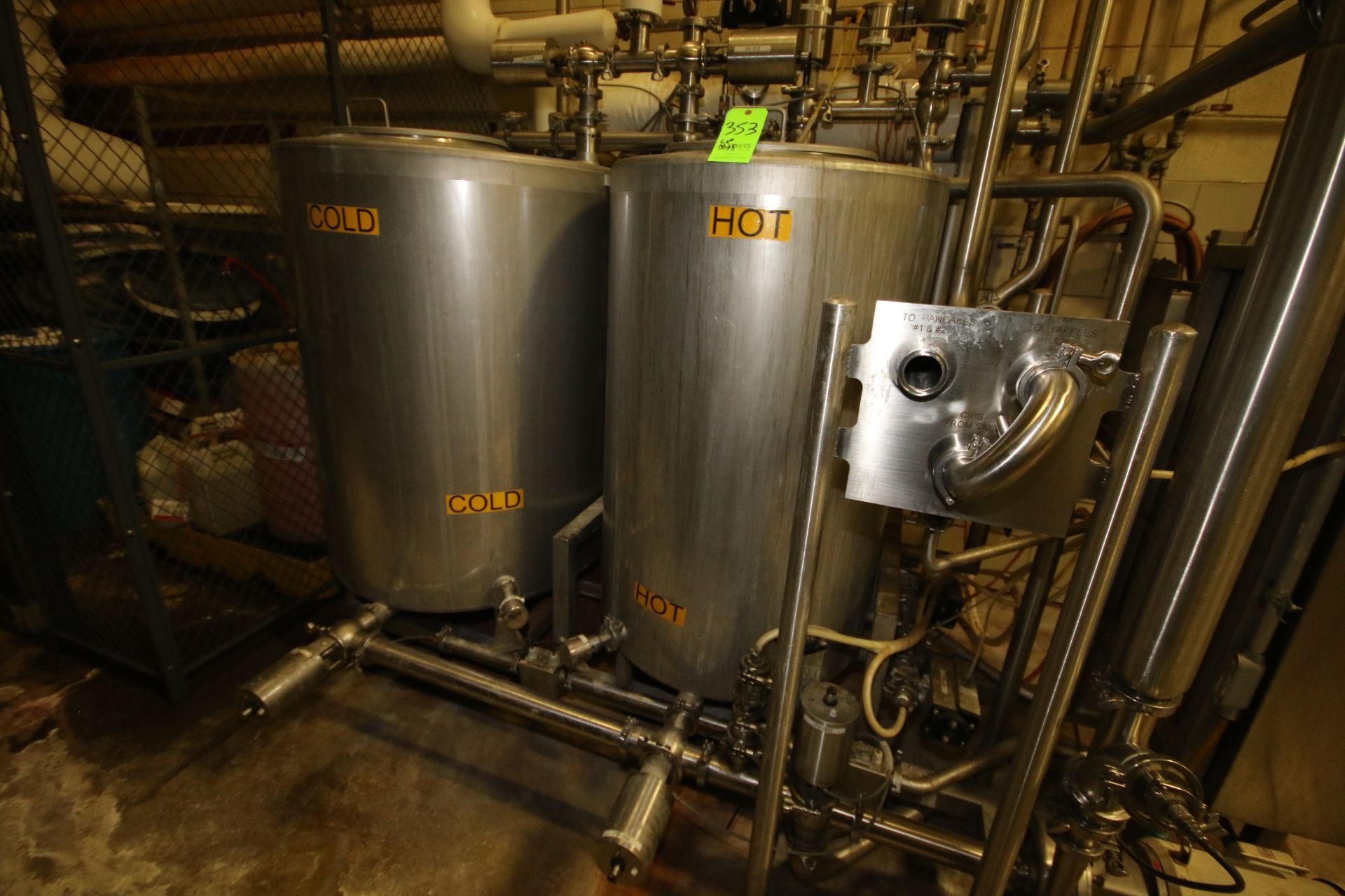 2011 Skid-Mounted 2-Tank CIP System with (2) ~300 S/S Tanks, Alpha Laval 10 hp Pump, S/S Shell and - Image 2 of 4