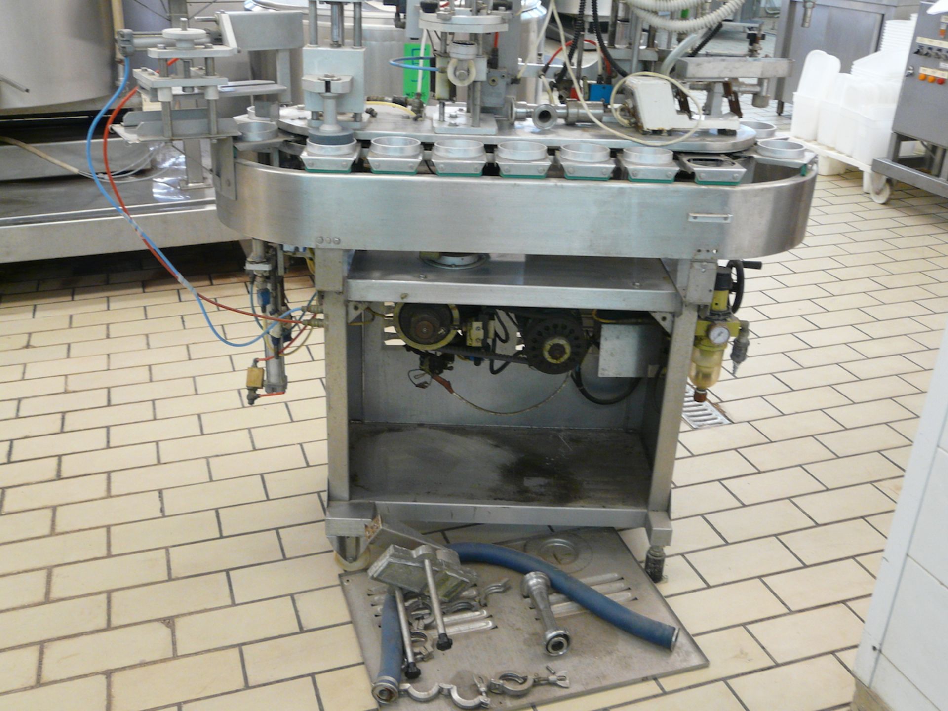 English: MARK, FILMARK 3000 Cup Filling Machine for Ice Cream 3000 Cups/Hour, 18 Cup Holders 80mm - Bild 3 aus 15