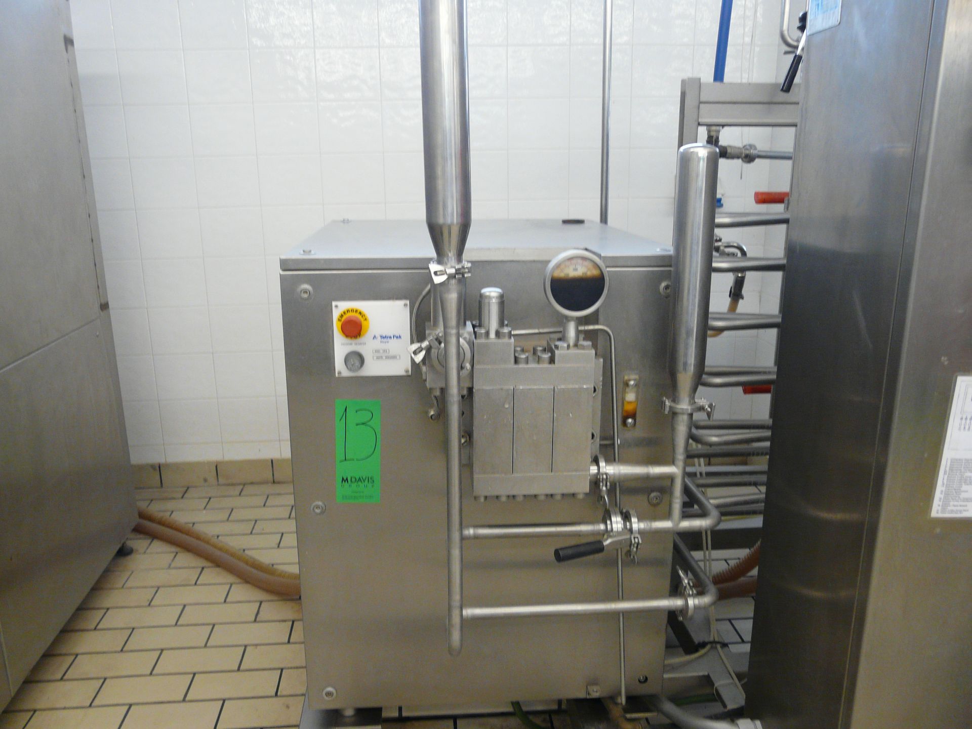 English: TETRA PAK HOYER HTST SYSTEM, 1200 Pasteurizer for Ice Cream, Contains 2 x Tanks with - Bild 17 aus 45
