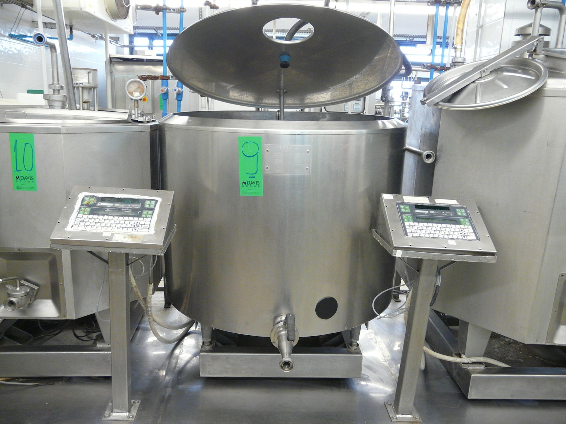 English: Mixing/Cooling Tank for Ice Cream 520L with Agitator, Type WEDHOLMS, Self contained Freon