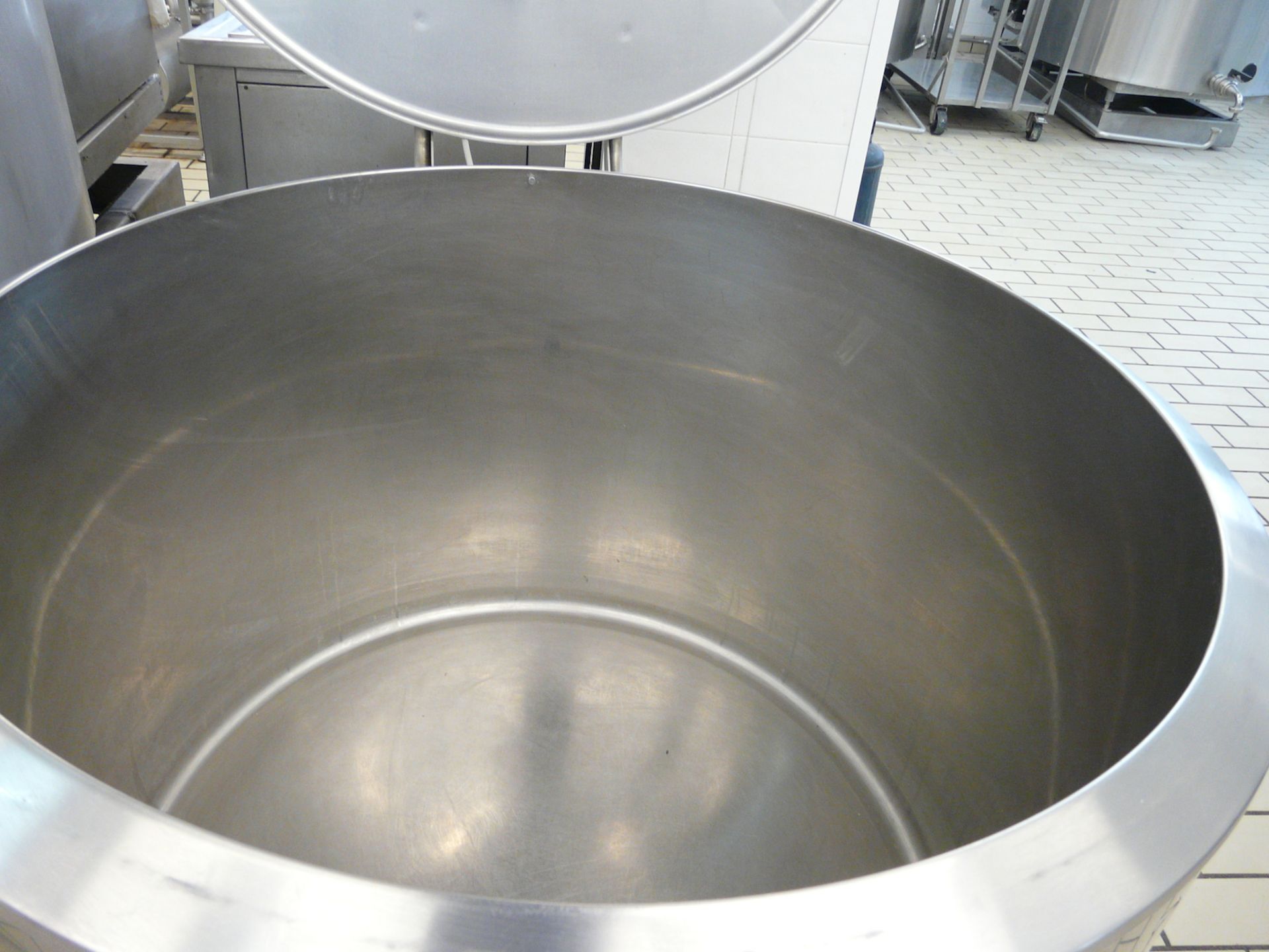 English: Mixing/Cooling Tank for Ice Cream 520L with Agitator, Type WEDHOLMS, Self contained Freon - Image 3 of 5