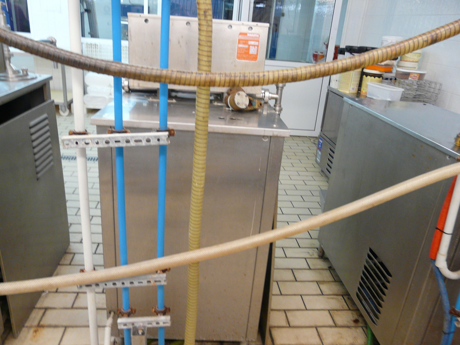 English: MARK,GELMARK 160 Continuous Ice Cream Freezer,160Ltr/Hr, Y.O.M 1993, Refrigerant Liquid R22 - Image 7 of 8