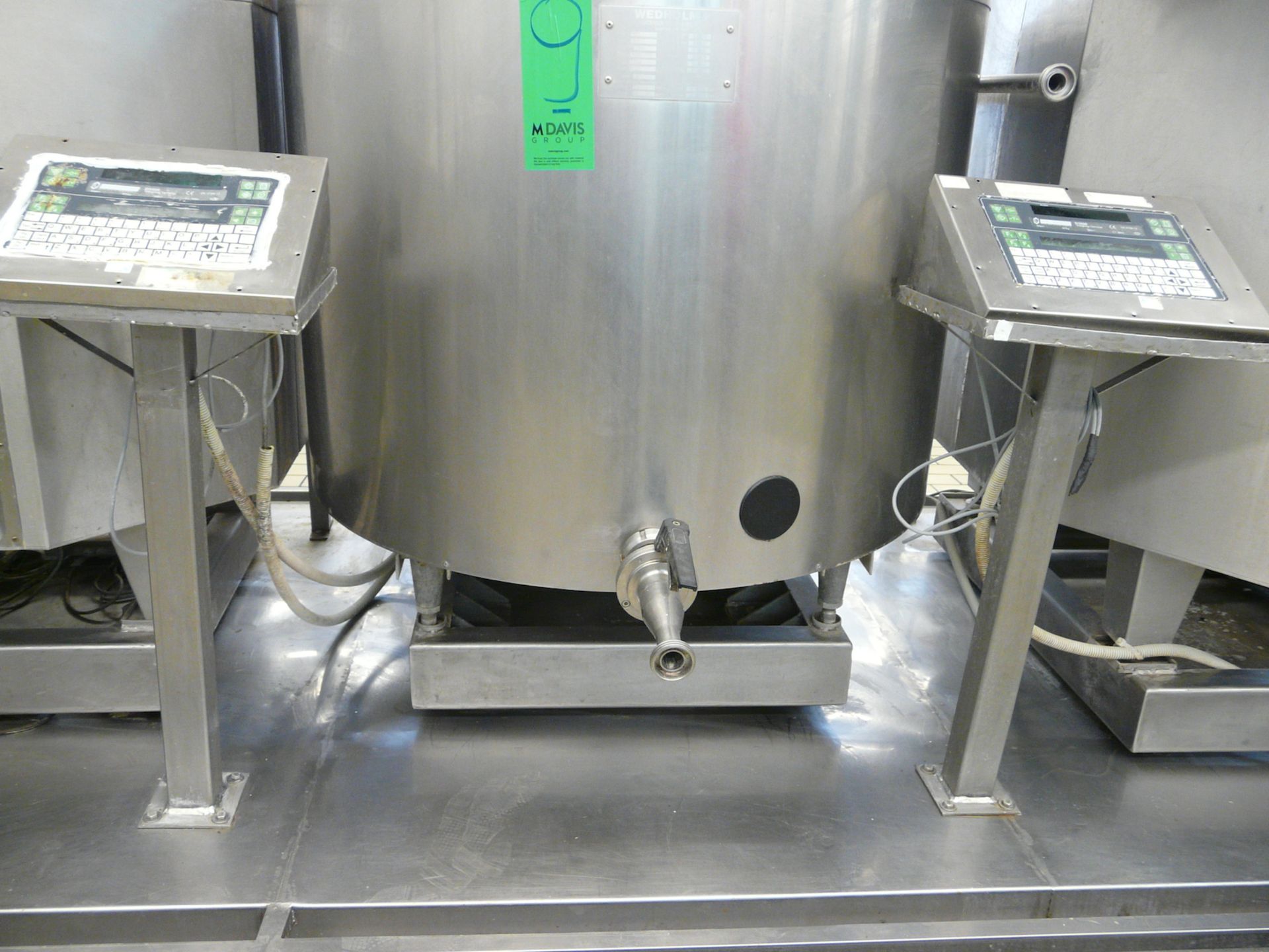 English: Mixing/Cooling Tank for Ice Cream 520L with Agitator, Type WEDHOLMS, Self contained Freon - Image 4 of 10