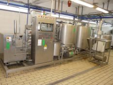 English: TETRA PAK HOYER HTST SYSTEM, 1200 Pasteurizer for Ice Cream, Contains 2 x Tanks with