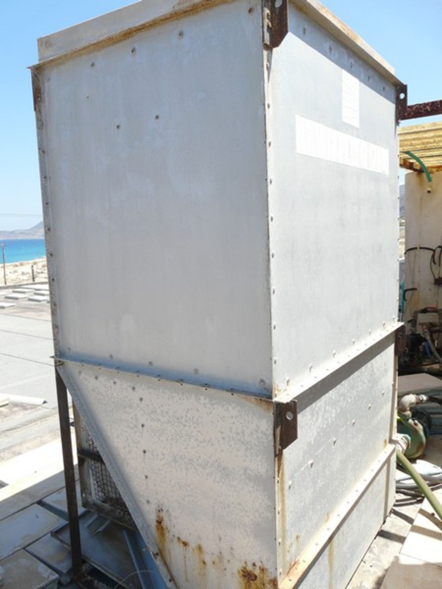 English: FYROGENIS Freezer Unit with Water Pump, Power of Unit: 3HP, M3/h 11500, 130x125x225 - Bild 9 aus 11