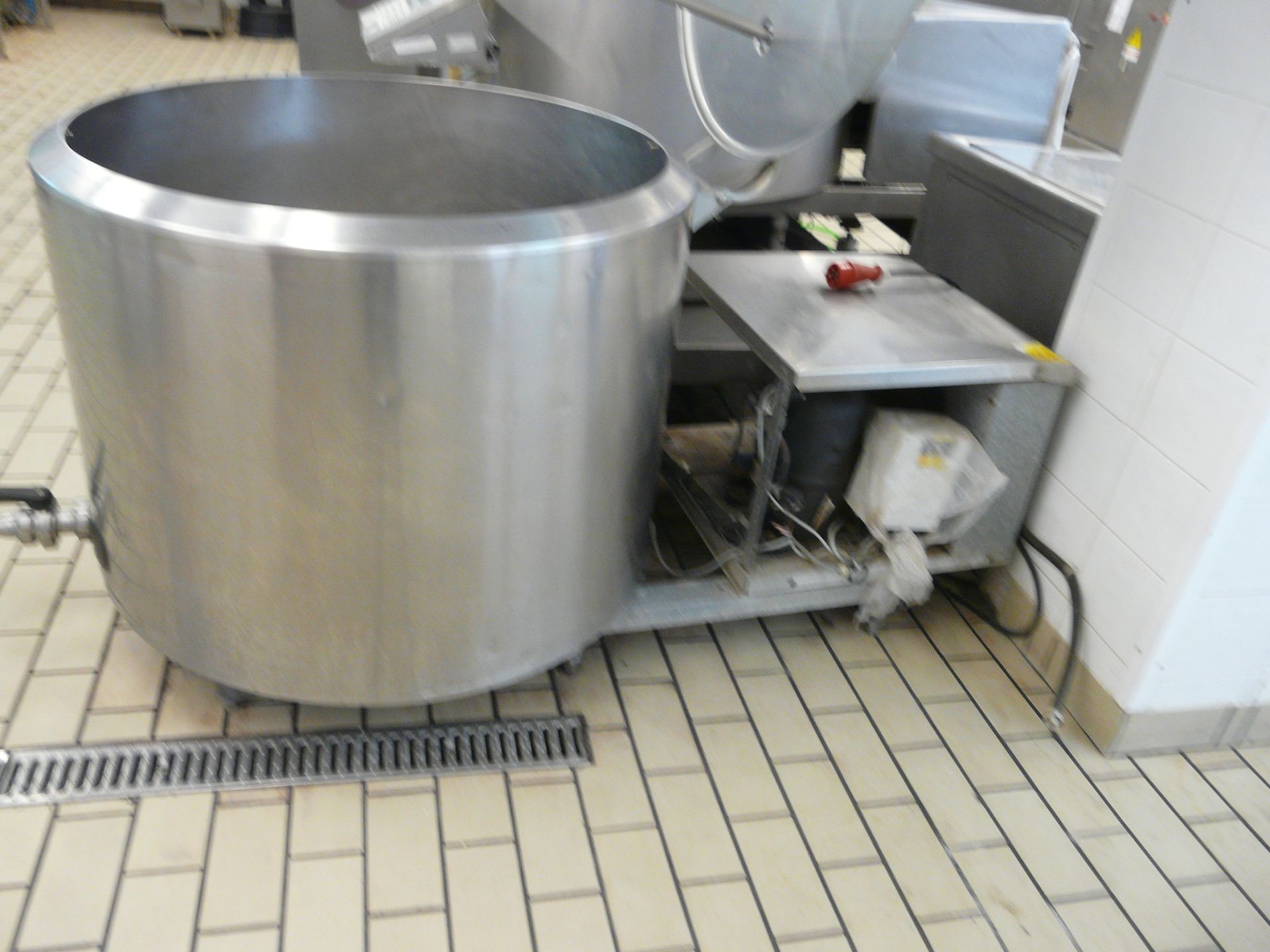 English: Mixing/Cooling Tank for Ice Cream 520L with Agitator, Type WEDHOLMS, Self contained Freon - Bild 5 aus 5