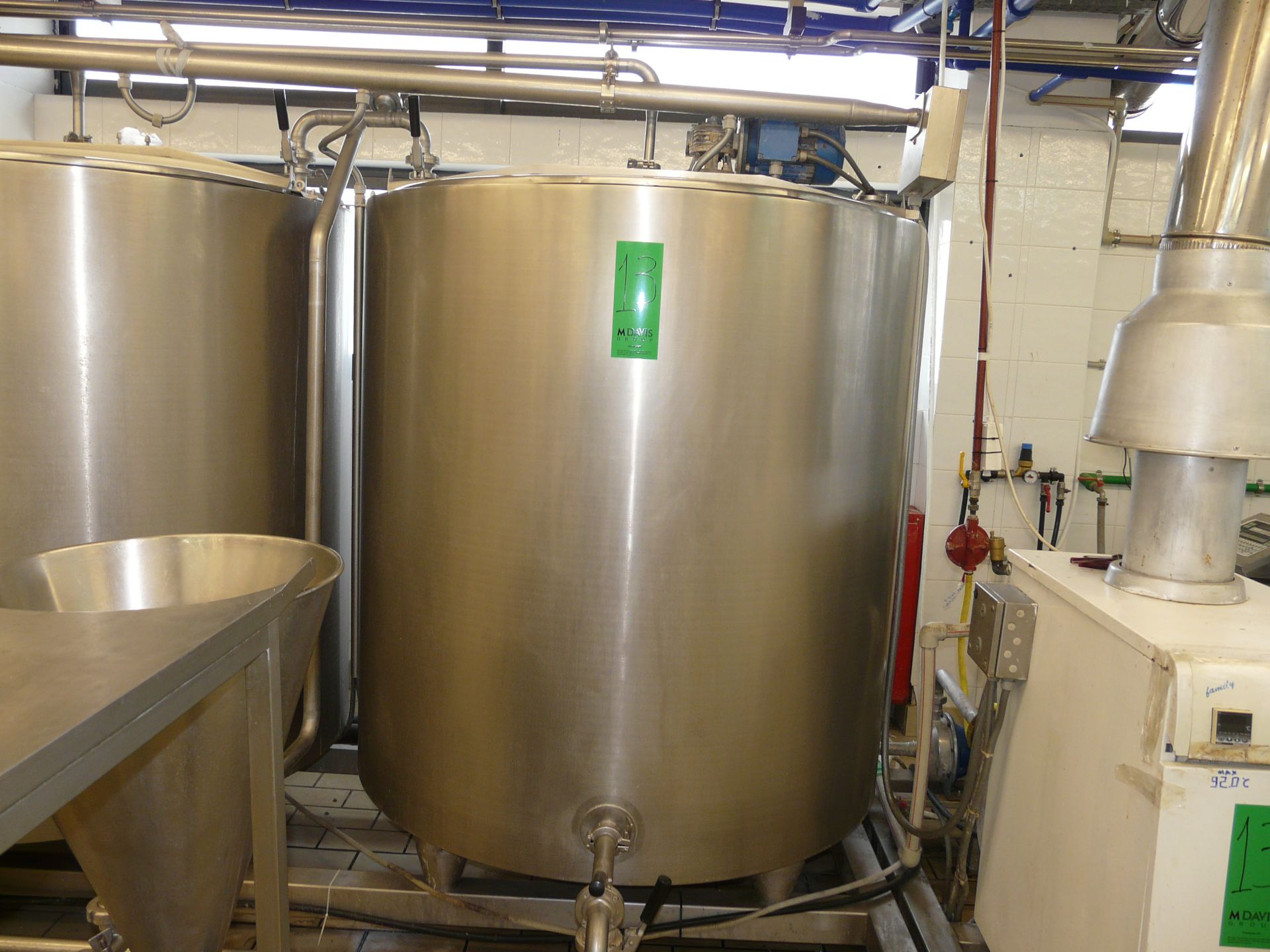 English: TETRA PAK HOYER HTST SYSTEM, 1200 Pasteurizer for Ice Cream, Contains 2 x Tanks with - Image 40 of 45