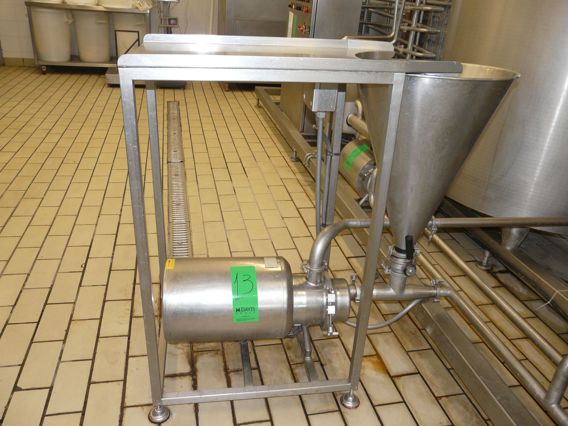 English: TETRA PAK HOYER HTST SYSTEM, 1200 Pasteurizer for Ice Cream, Contains 2 x Tanks with - Image 41 of 45
