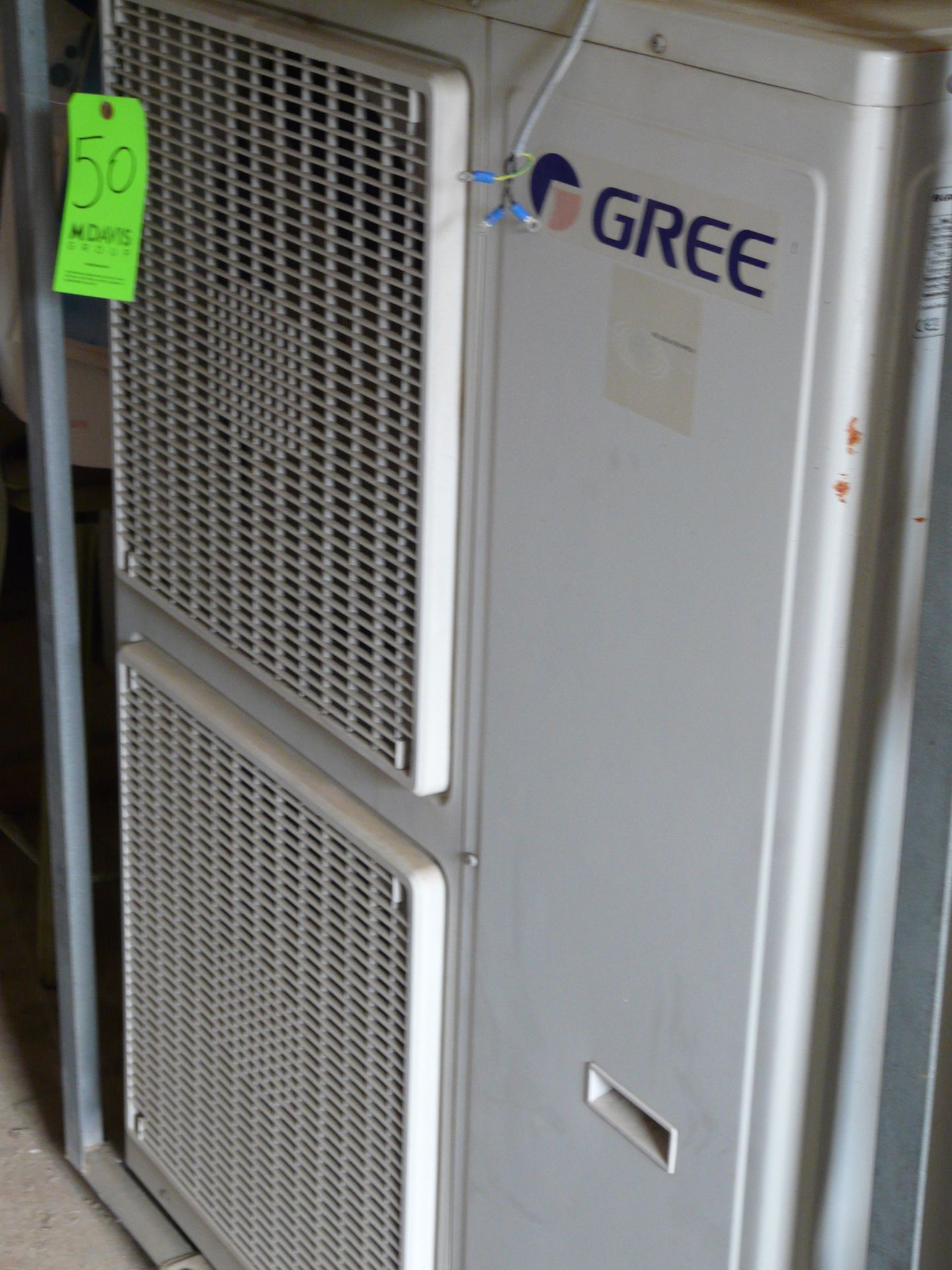 English: GREE Roof Air Conditioning Unit,Warm and Cold Inverter, 55000BTU/H, Y.O.M.: 2010, GR0-