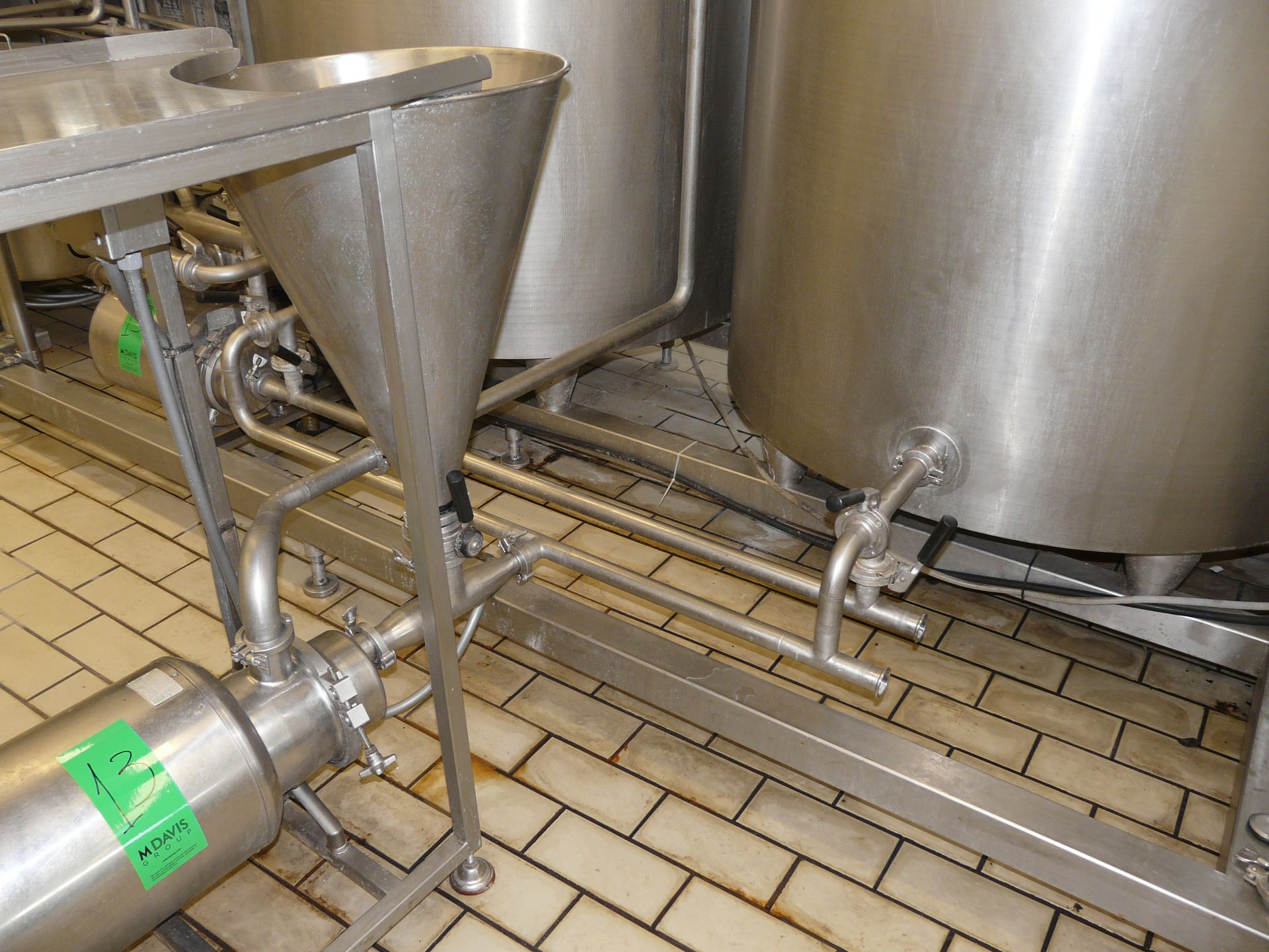 English: TETRA PAK HOYER HTST SYSTEM, 1200 Pasteurizer for Ice Cream, Contains 2 x Tanks with - Image 43 of 45