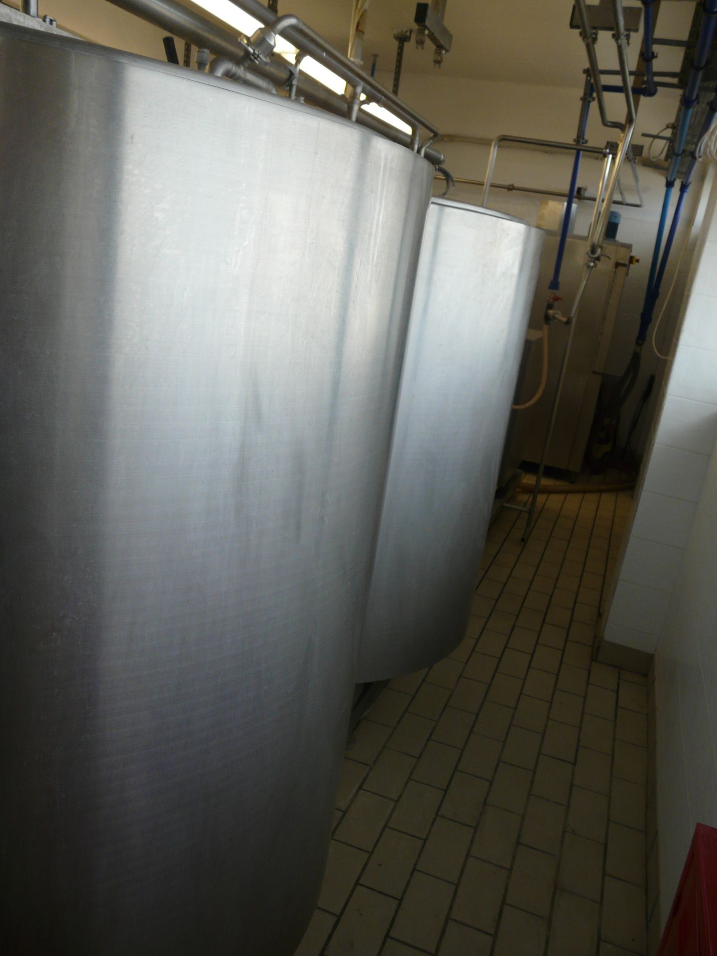 English: TETRA PAK HOYER HTST SYSTEM, 1200 Pasteurizer for Ice Cream, Contains 2 x Tanks with - Image 31 of 45