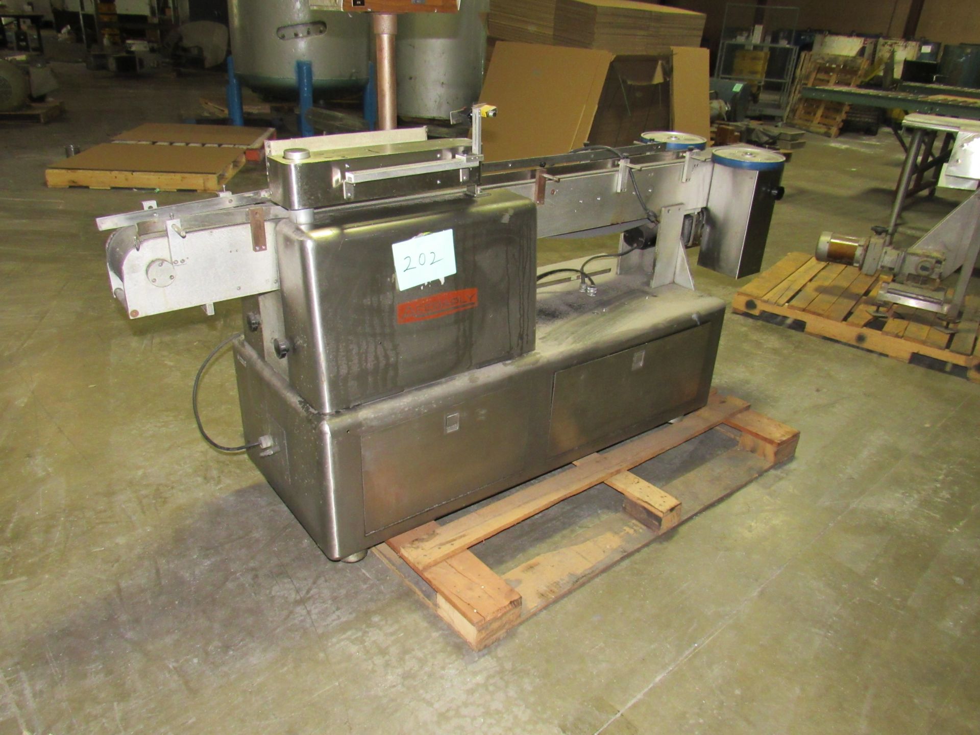 Accraply stainless steel conveyor indexer for labeler with chainlink conveyor belt. This Run on 115V - Image 2 of 24