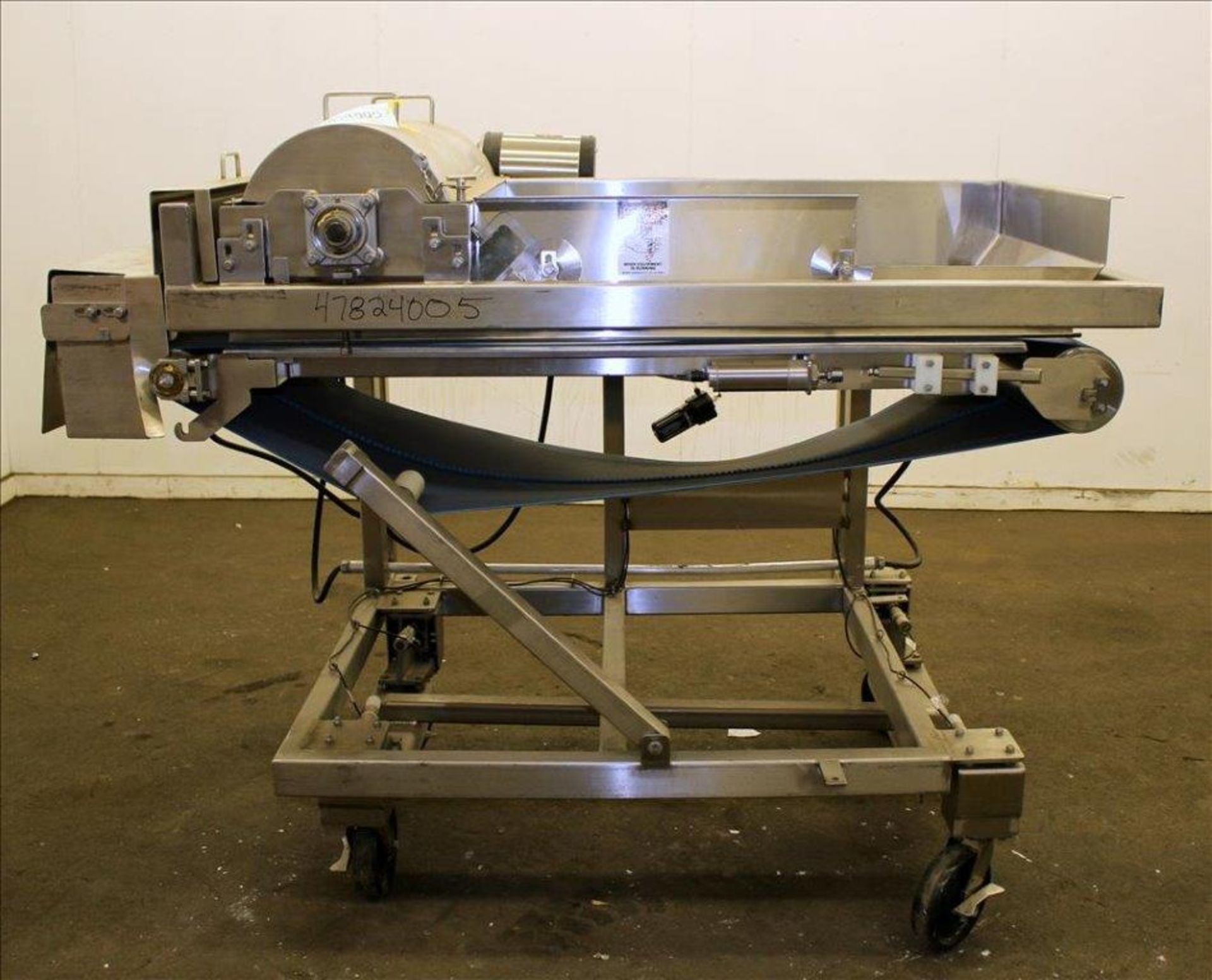 Loos Machine & Automation Waterfall Type Applicator, 304 Stainless Steel. Has approximate 28-1/2"