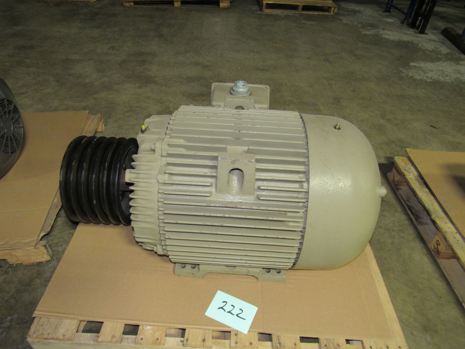 GE Energy Save 50HP Low Speed 1180 RPM - -- (LOCATED IN IOWA, RIGGING INCLUDED WITH SALE PRICE) -- - Image 2 of 10