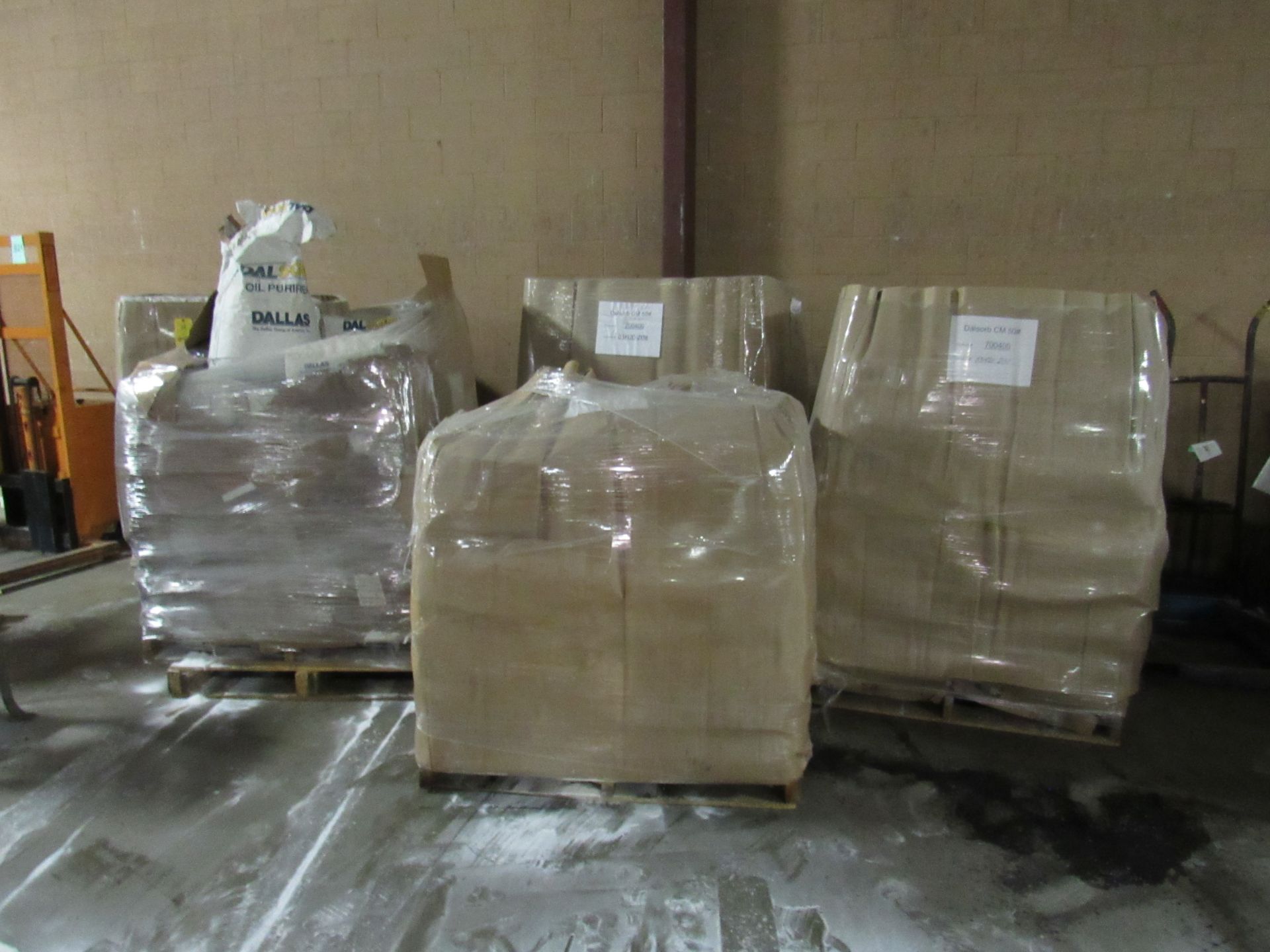 5 Pallets of DalSorb Oil Purifier -- -- Removal and loading free (LOCATED IN IOWA)***EUSA***
