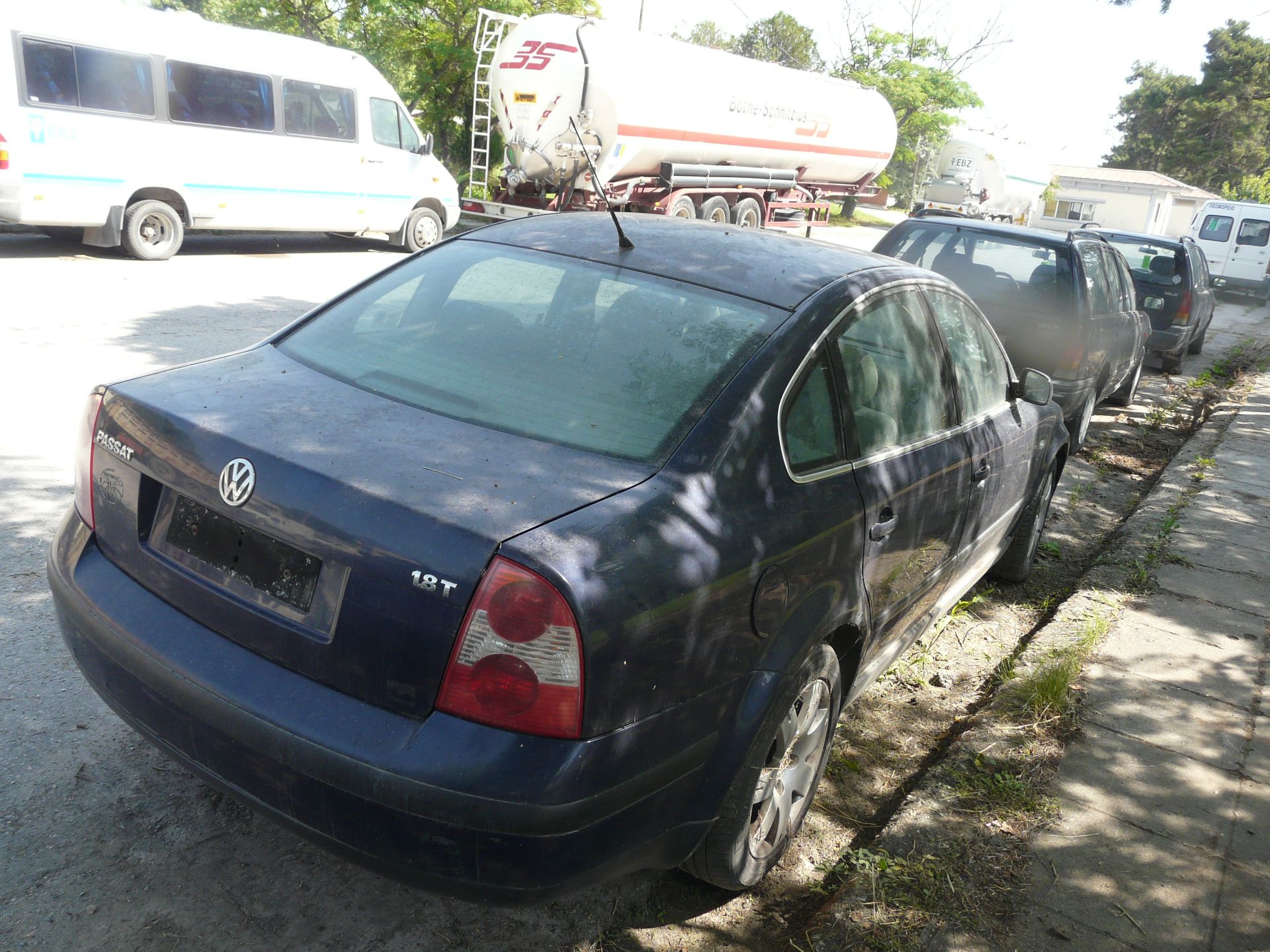 VW PASSAT 1.8 T PETROL, 5 doors, REG ZMA 4123, KM 246695,Service Book , Year: 2003 (Located in - Image 9 of 12