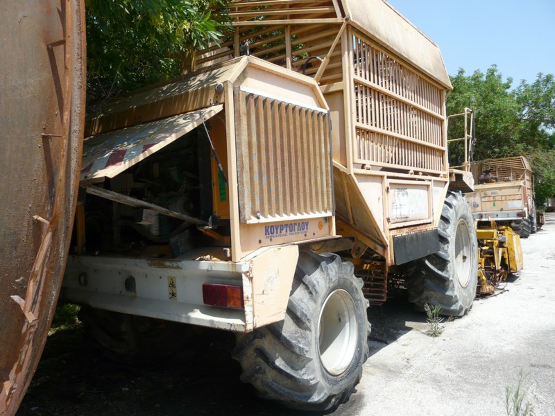 Sugar Beet harvester KLEINE SF-10, 6 ROW, REG XANTHI 54460, 5925Hours (Located in Greece - Plati - Image 8 of 13