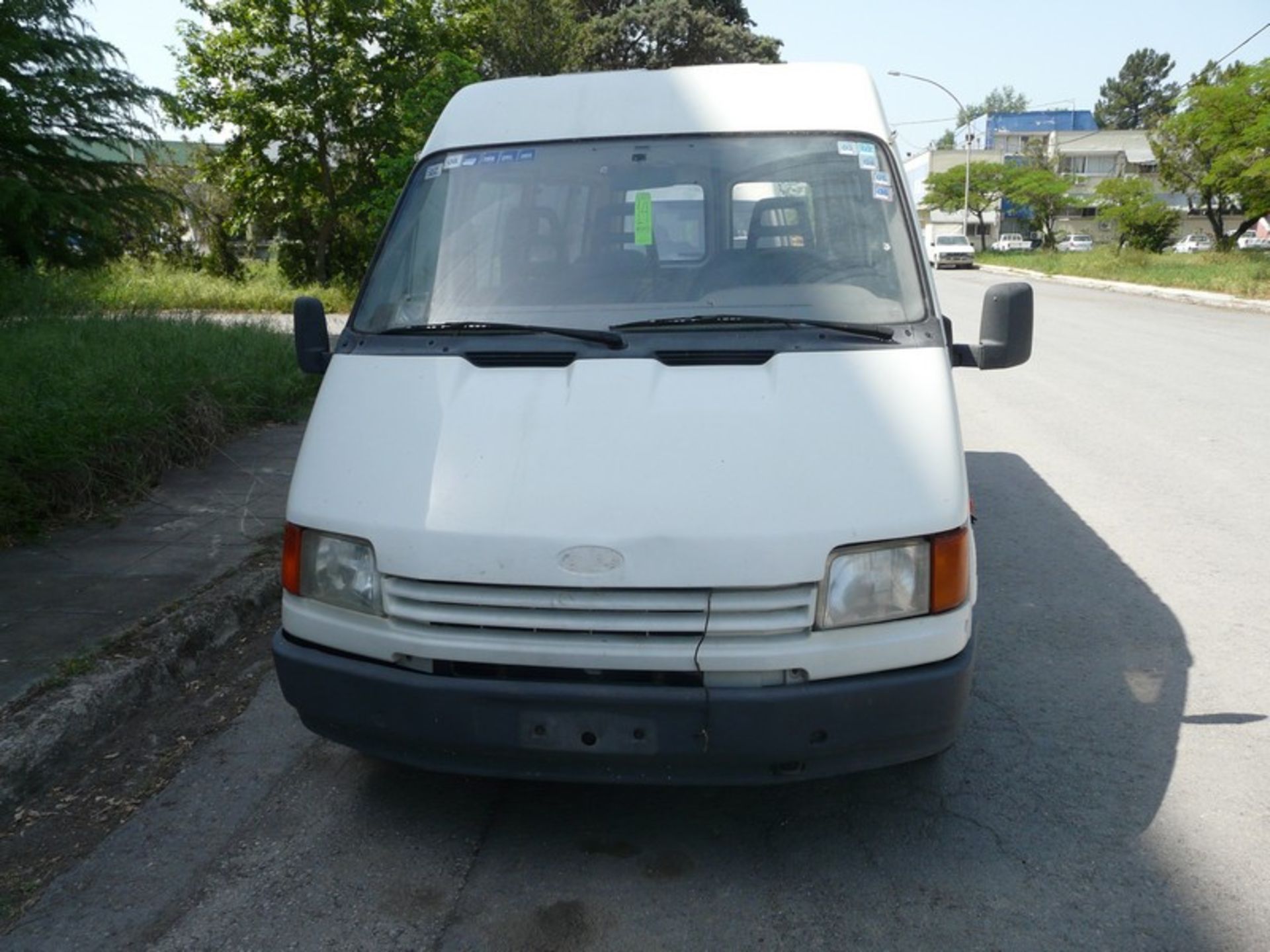 FORD TRANSIT, bus115, diesel, KM 212503, 14+1 seats, REG NBB 8161, Year: 1991 (Located in Greece - - Image 2 of 10
