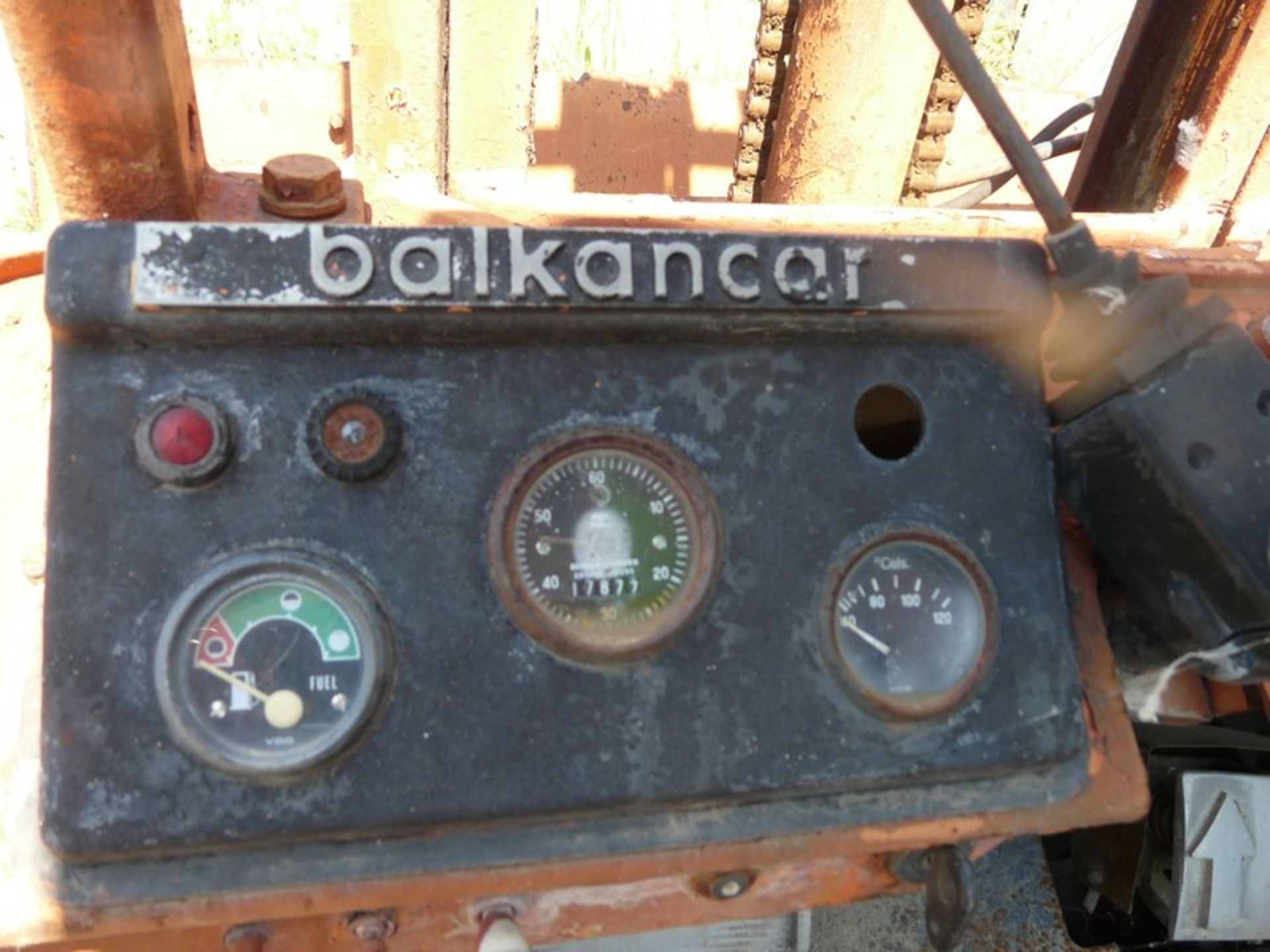 BALKANCAR FORKLIFT, REG: ME 49602, Year 2000, HRS: 11877, ENGINE Perkins ,ONLY FOR SPARES (Located - Bild 10 aus 11