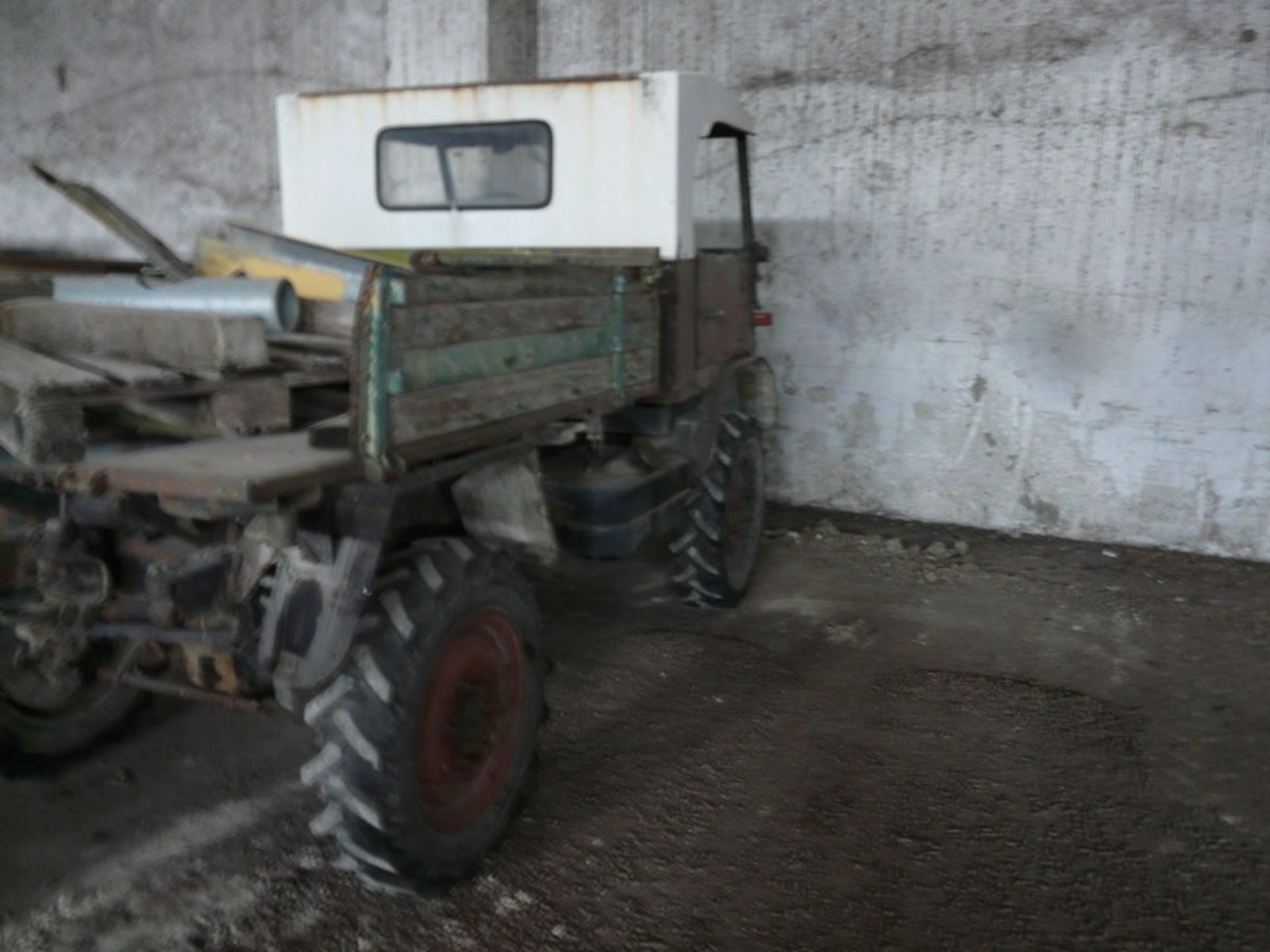 UNIMOG ,REG AM54687,KM 99969,STOPED,MISSING DRIVERS DOOR , AND ENGINE COVER. (Located in Greece - - Bild 6 aus 10