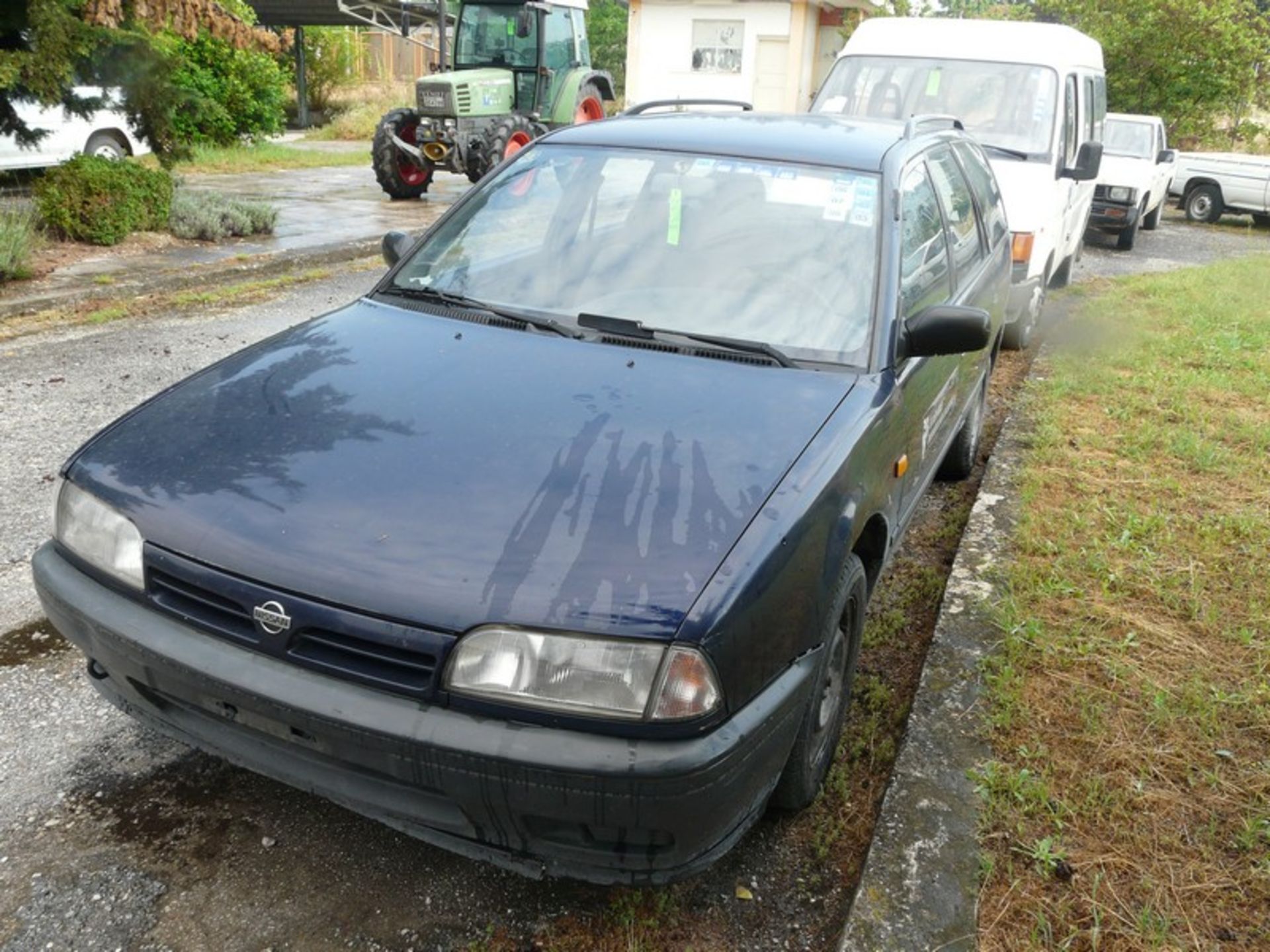 NISSAN PRIMERA 1.6 PETROL , REG NBK1937 ,KM : 296262 ,WORKING CONDITION , MISSING BATTERY (Located - Image 4 of 9