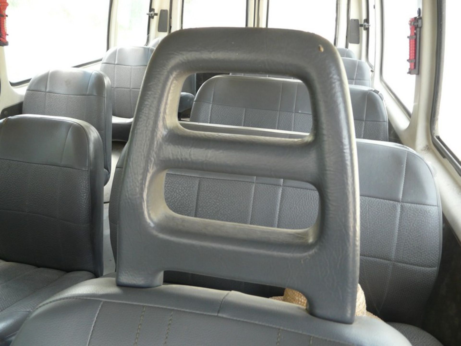 FORD TRANSIT, bus115, diesel, KM 212503, 14+1 seats, REG NBB 8161, Year: 1991 (Located in Greece - - Image 7 of 10