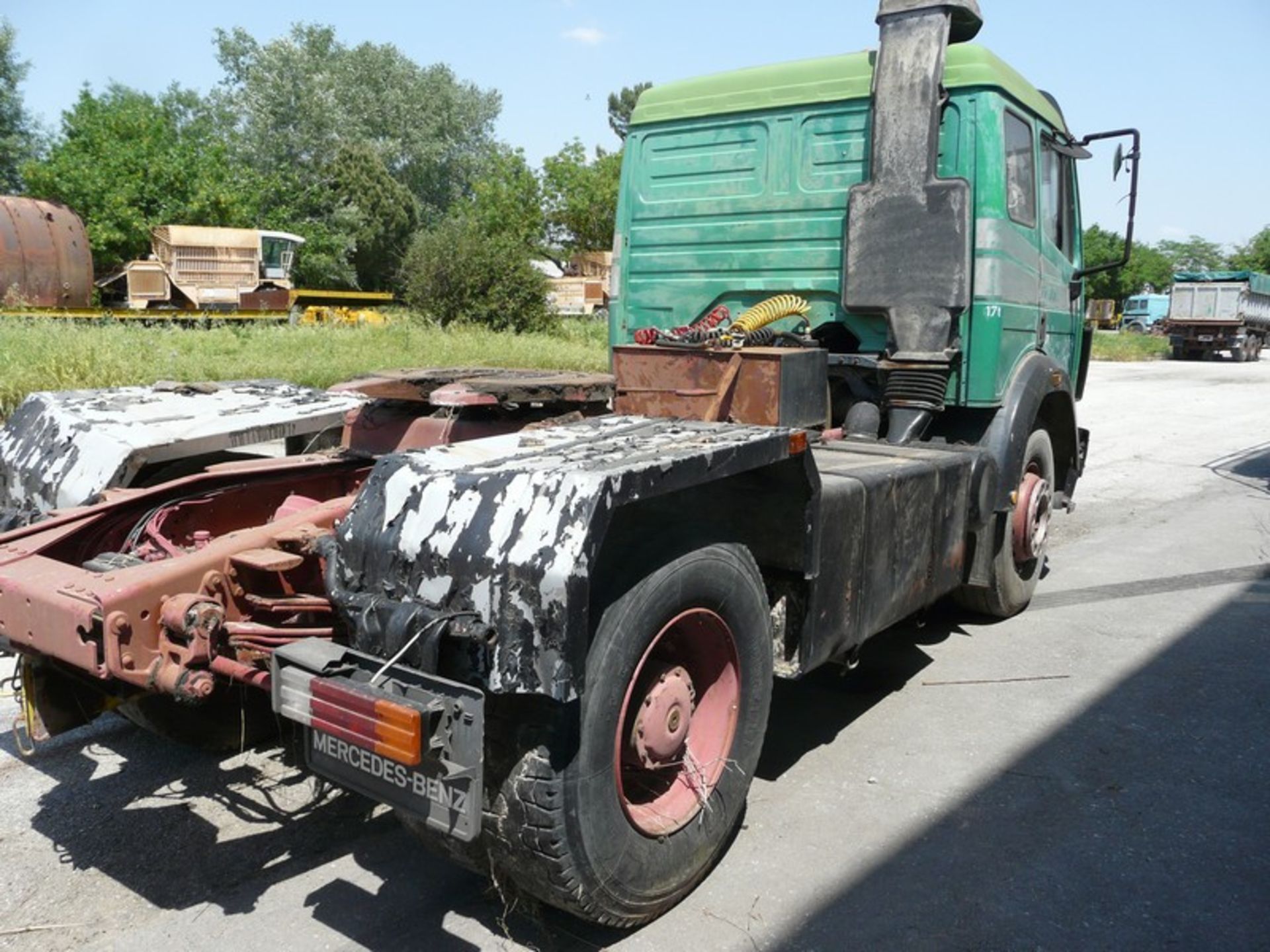 Tractor MERCEDES 1735, KM 183750, REG NBN 8221 (Located in Greece - Plati Imathias) Greek - Bild 4 aus 6