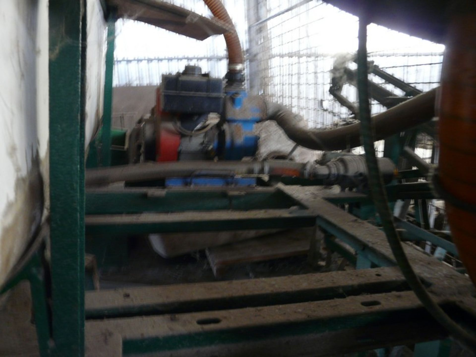 Farming Sprayer HOLDER 1000LTR WITH PUMP, WITH MOTOR, WITHOUT POWER TAKE OFF (Located in Greece - - Image 2 of 3