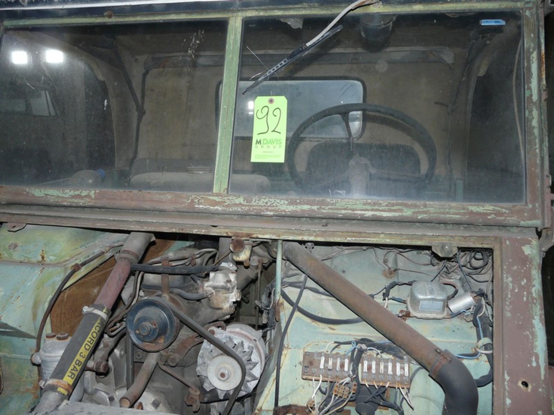 UNIMOG ,REG AM54687,KM 99969,STOPED,MISSING DRIVERS DOOR , AND ENGINE COVER. (Located in Greece - - Bild 2 aus 10