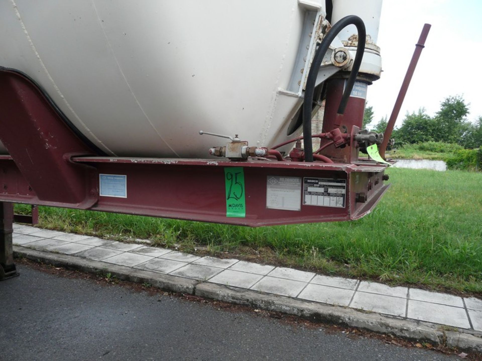 FELDBINDER (FFB) TRUCK 3 AXILE,SILO LIFTING FOR UNLOADING, W09334BIVTORO7121,ABS (Located in - Image 3 of 12