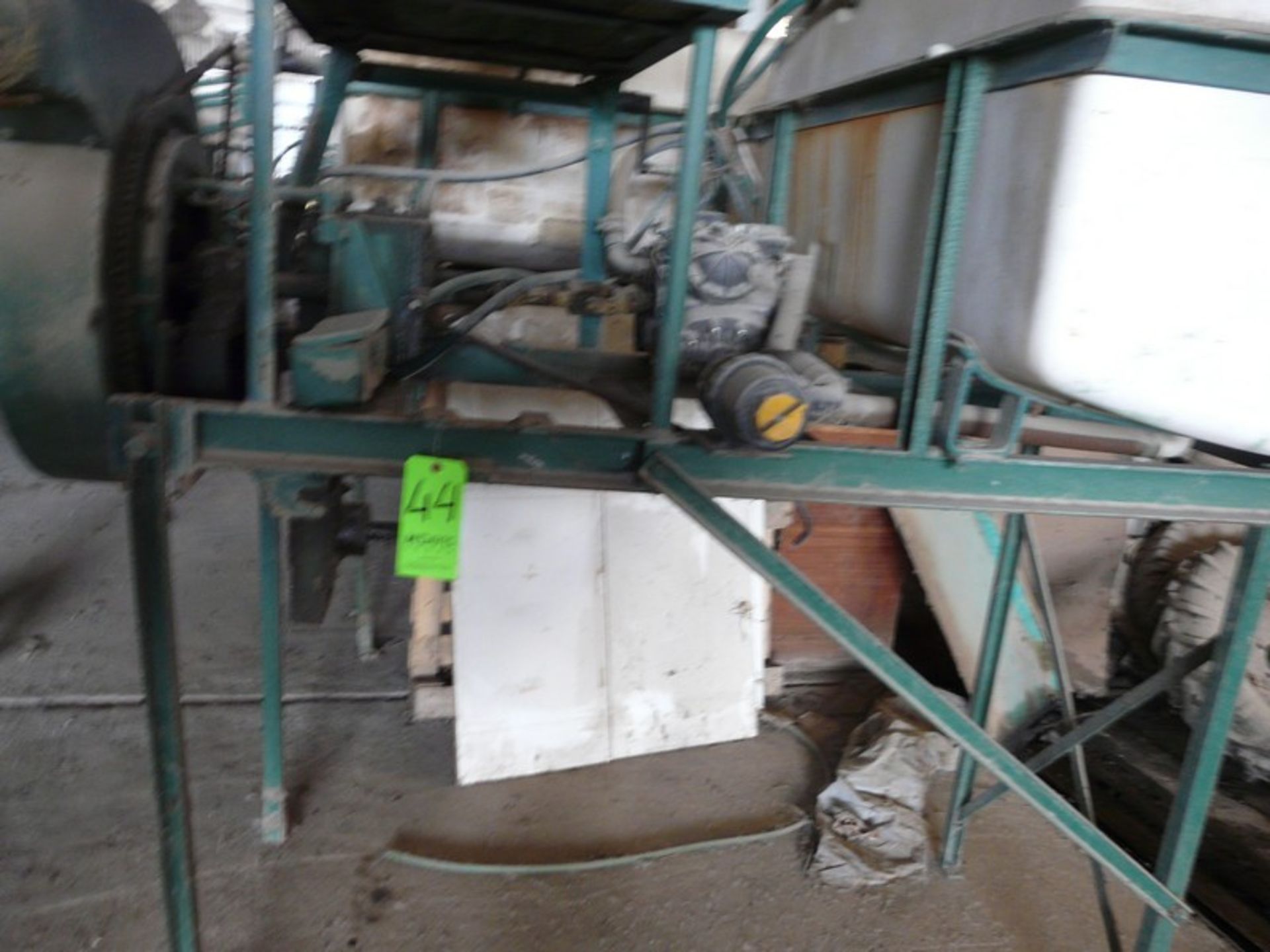 Farming Sprayer HOLDER WITH CANON AND BECK (Located in Greece - Plati Imathias) Greek Description: - Image 2 of 8