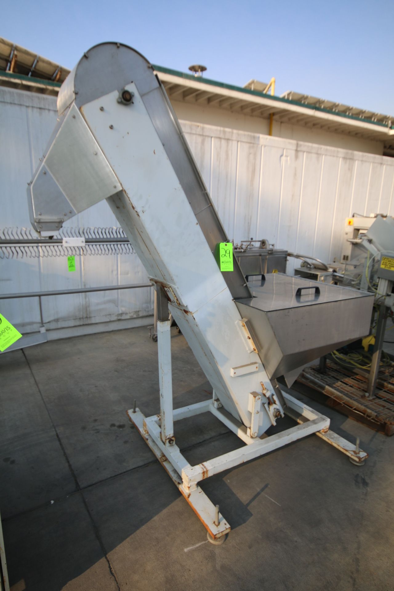 Elevator Hopper, with S/S Hopper and Include, S/S Discharge Chute