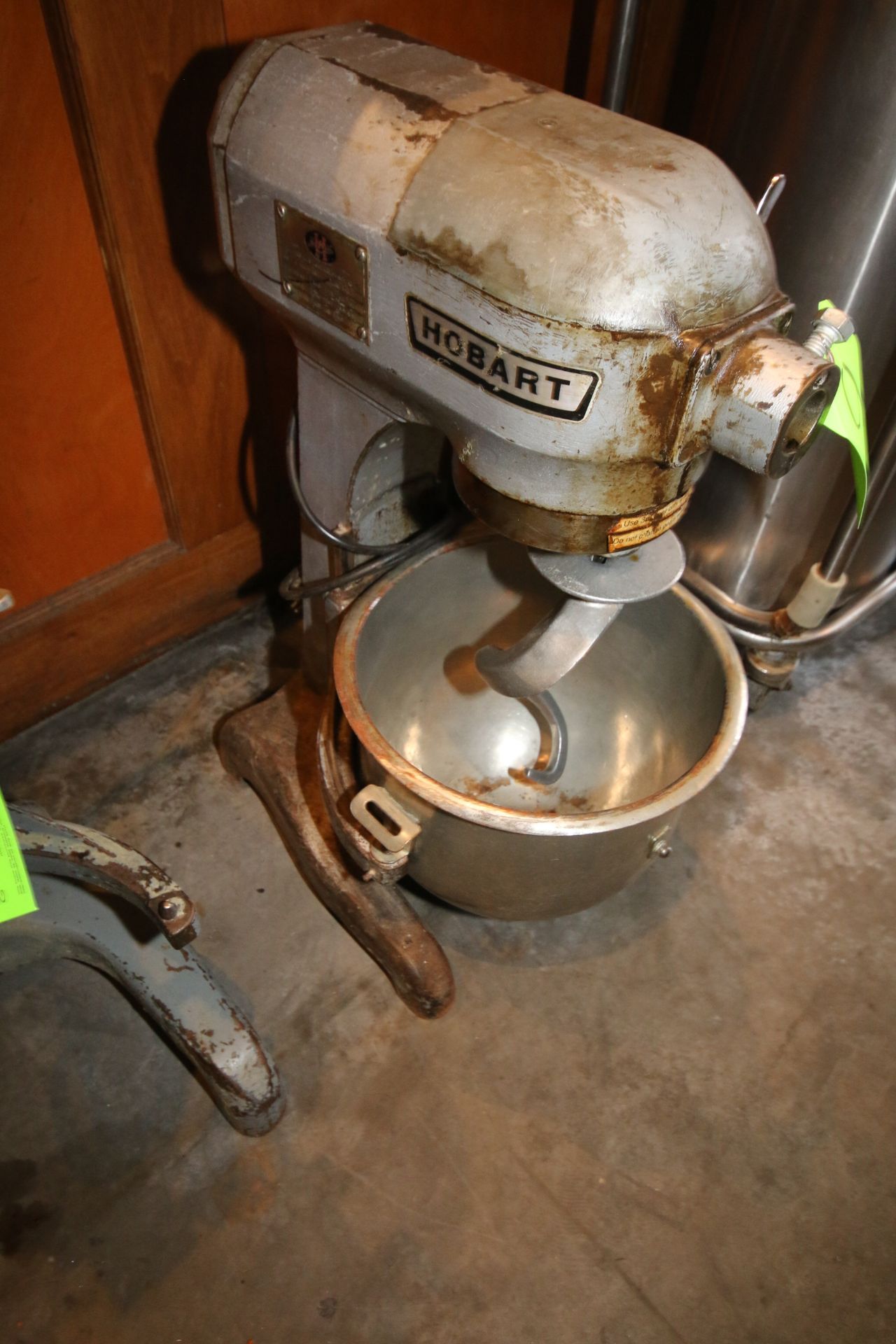 Hobart Mixer, M/N A-200, S/N 10611816, with Dough Attachment and S/S Bowl, 1/3 hp Motor, 1725 RPM, - Image 2 of 2