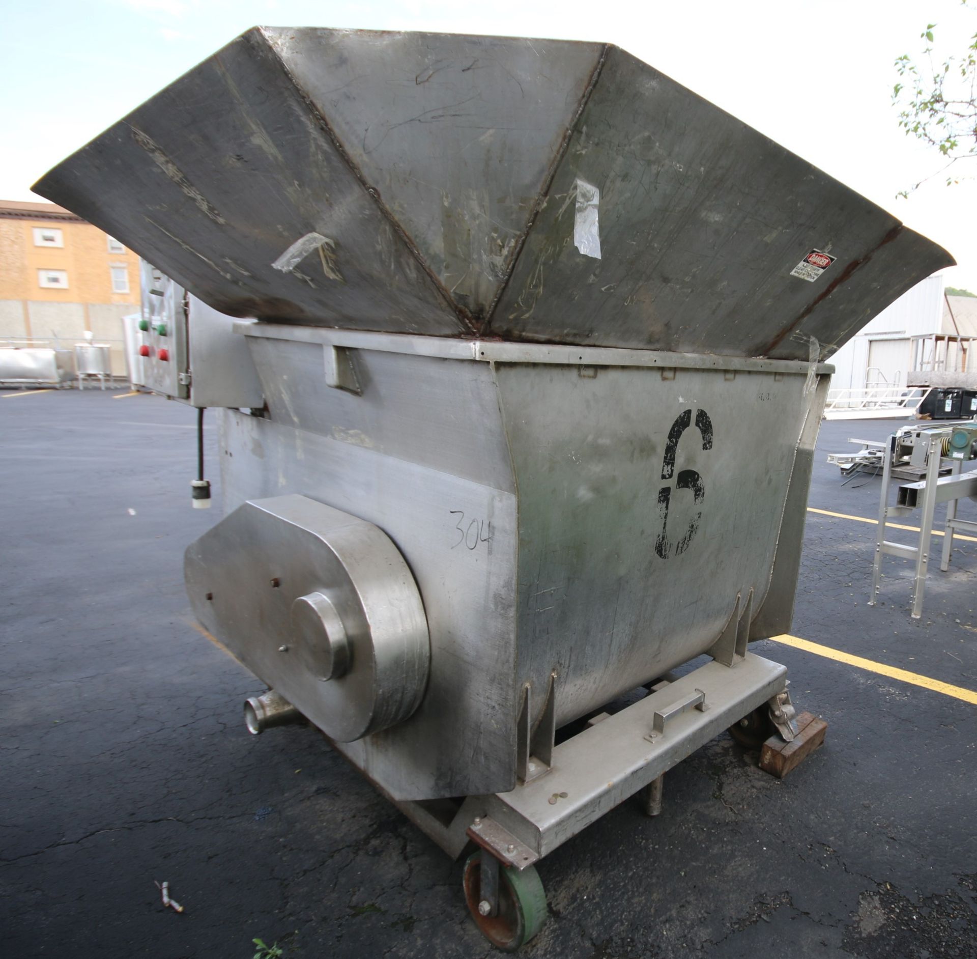 Baker Perkins 58" L x 44" W x 49" D Portable S/S Ribbon Type Blender, with 6" Shaft Width with SEW 3 - Image 5 of 10