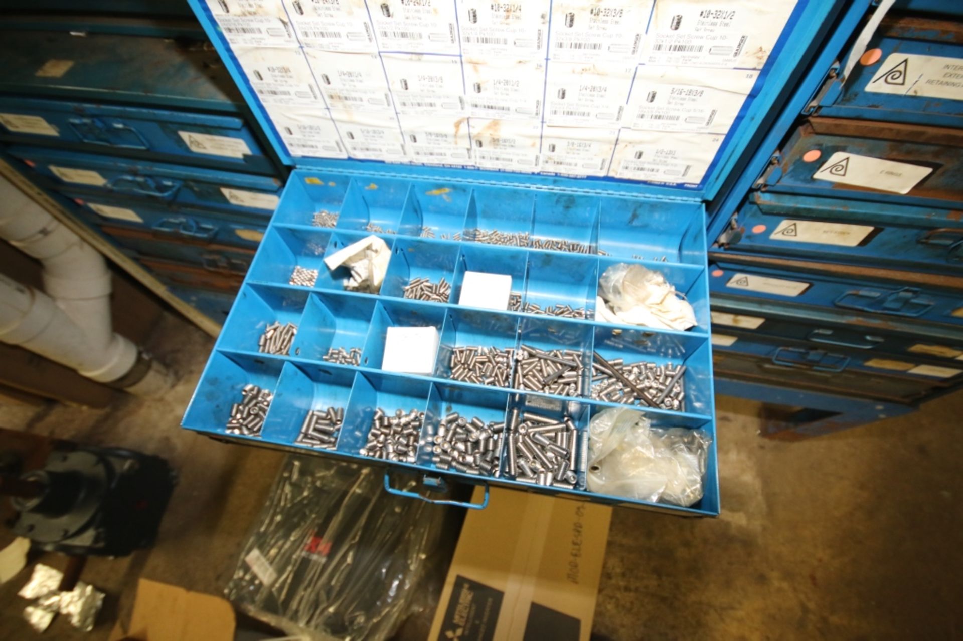 3 Rows of Parts Drawers with Contents: Includes (7) Drawers of S/S Fasteners, Cotter Pins and - Bild 4 aus 8