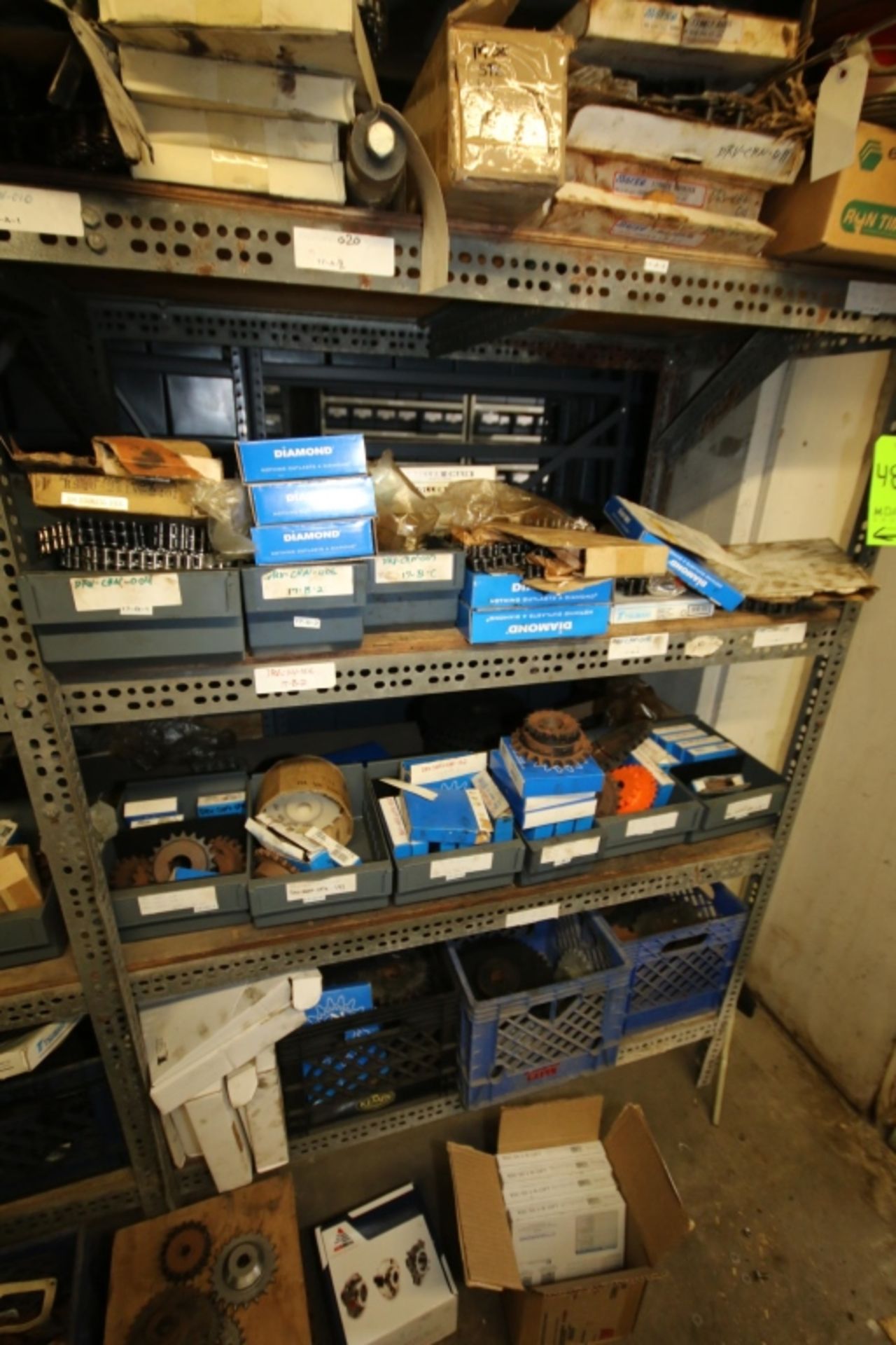 (3) Shelf Units and (1) Parts Bin with Contents Including over 50 Assorted Chain Sprockets, - Bild 5 aus 7