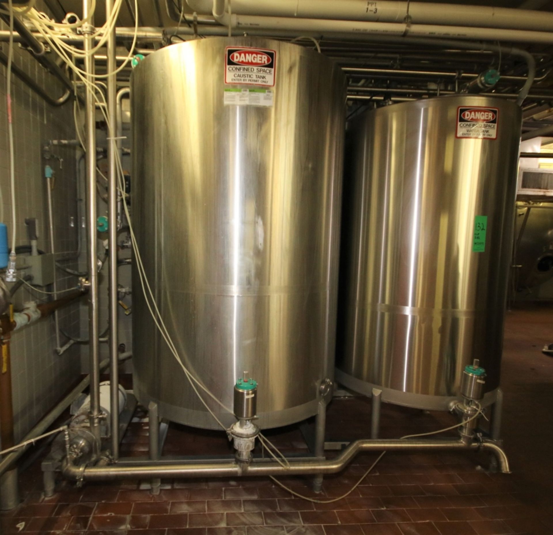 Sani-Matic Pasteurized Product 2 Tank CIP System; 800 Gal. Caustic Tank; 58" Diameter x 78" Deep and - Image 2 of 9