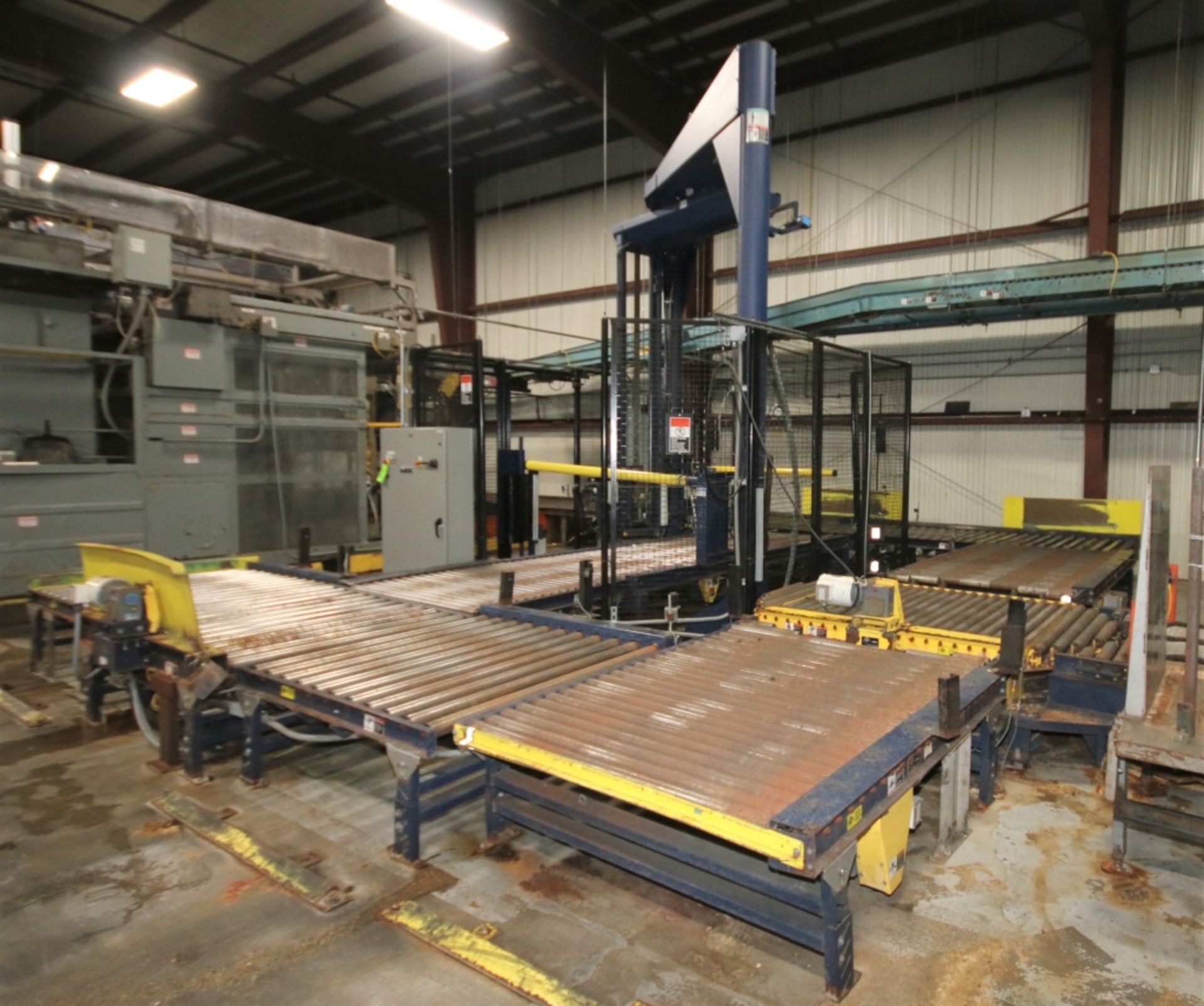 Lantech Model SS02708 Automatic Pallet Stretch Wrap System: Includes Rotary Powered Turn Table and 4 - Image 6 of 10