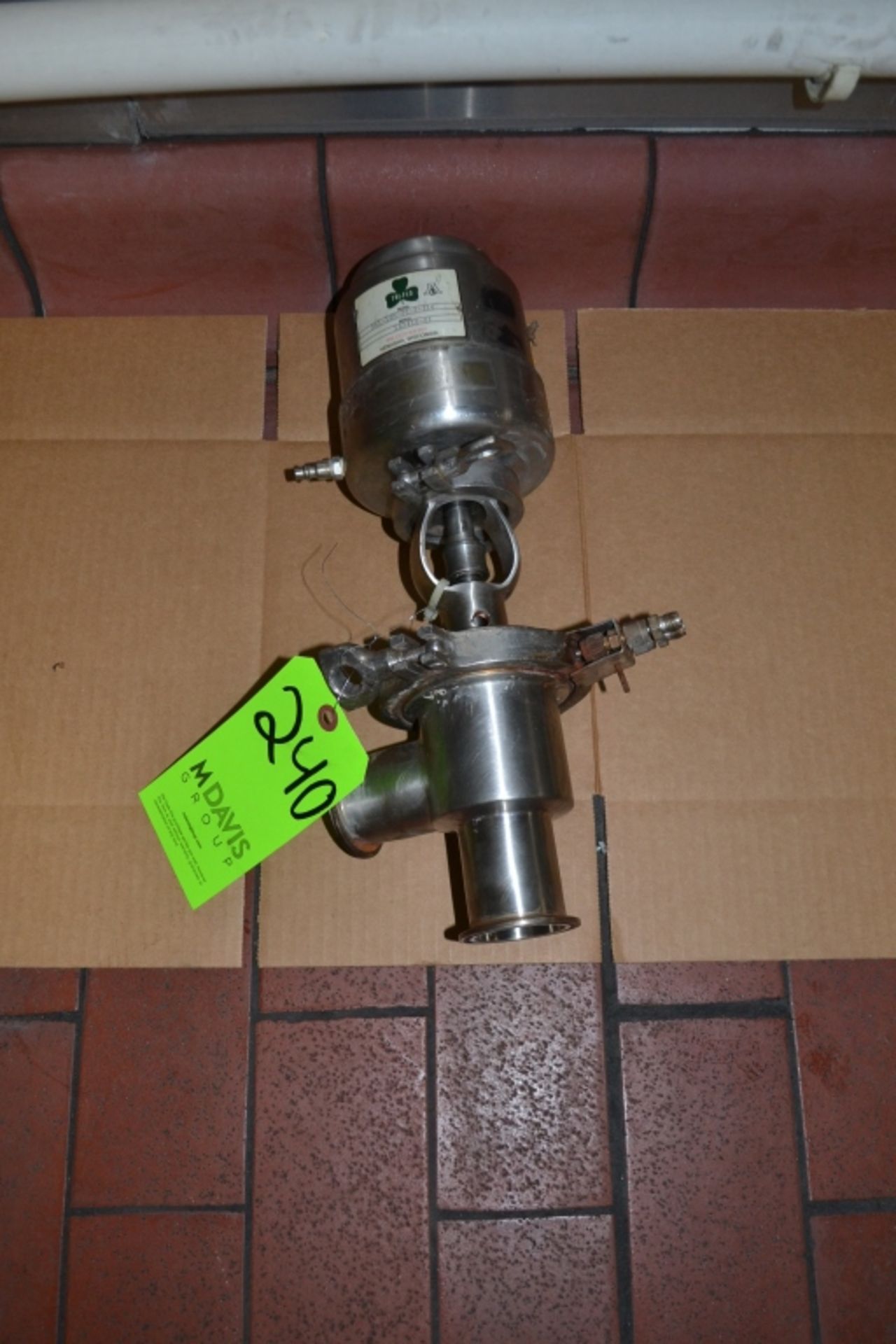 Tri-Clover S/S Model 361-21 2" Stop Type Air Valve with Clamp Ports