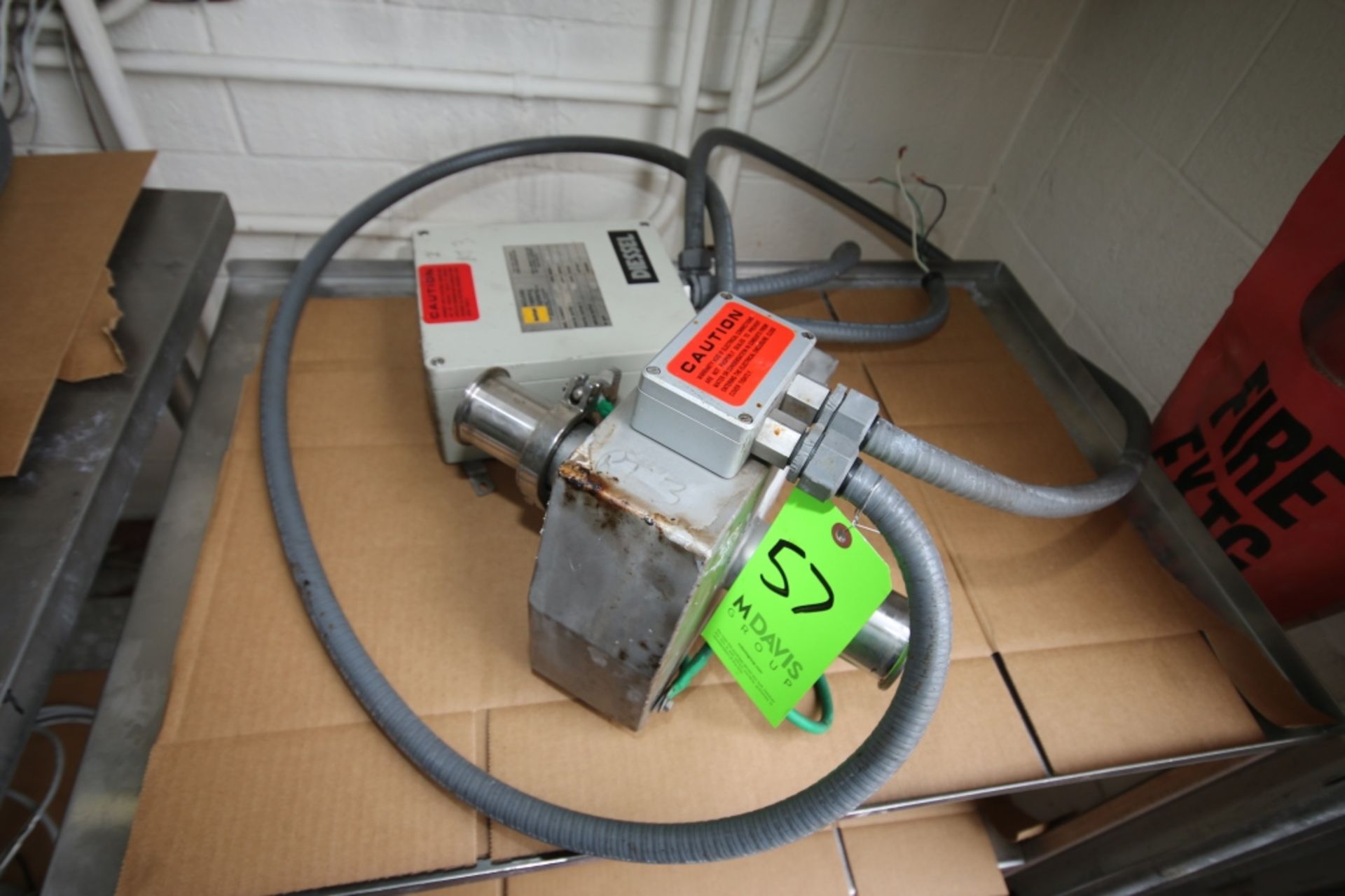 Diesel 2" Clamp S/S In-Line Magnetc Flow Meter Model IZM-50; 150GPM Capacity with Control Box