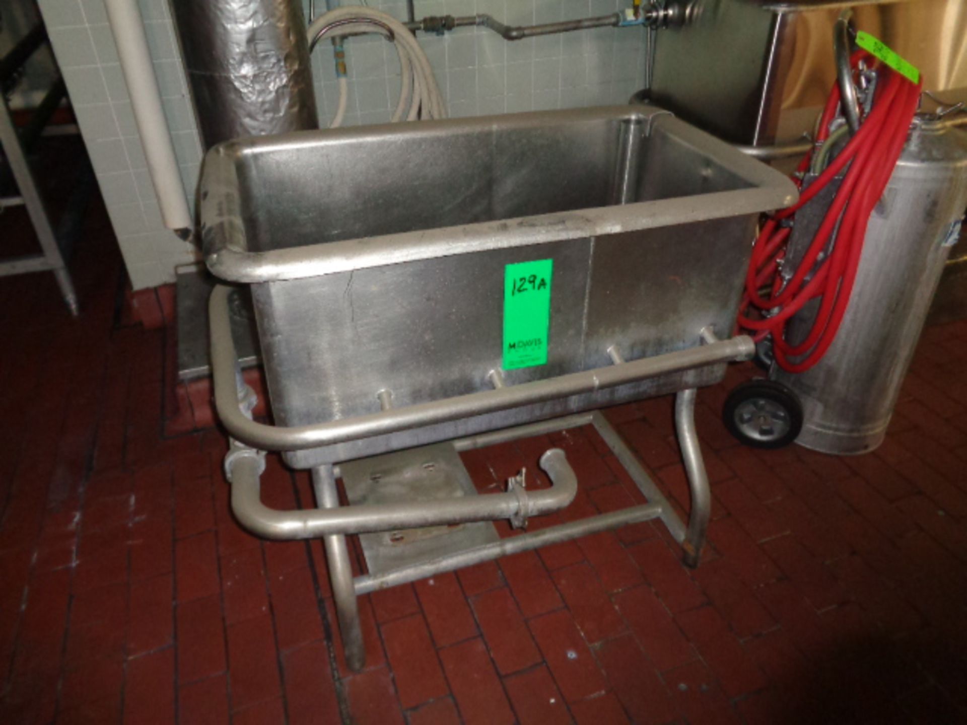 Sani-Matic Model URWJ 50 Gal. S/S COP Tank; 36" Long x 24" Wide x 17" Deep: with Jet Manifolds, No