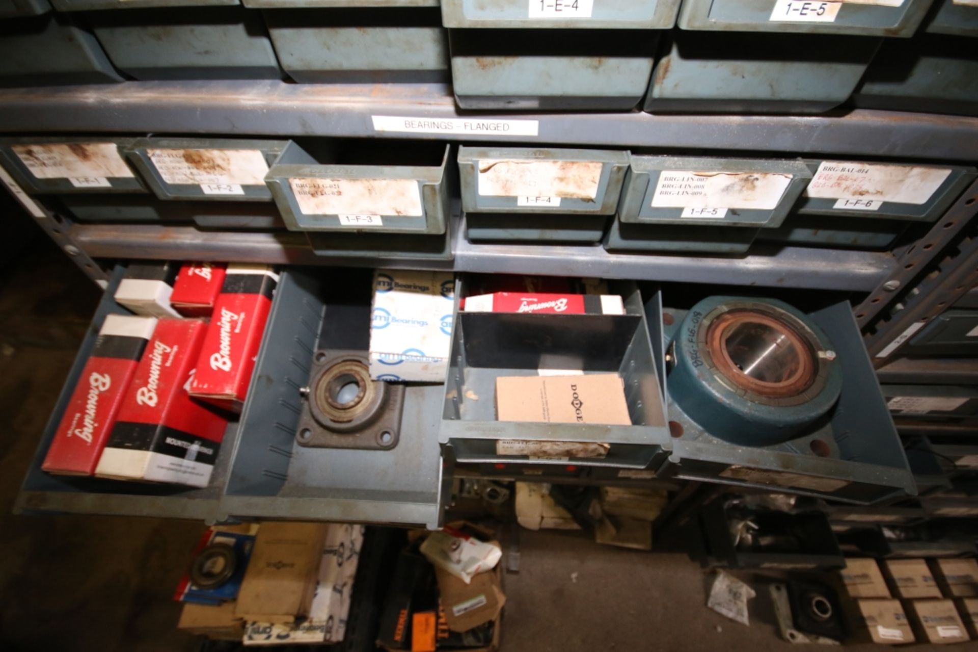 Shelf Units with Over 50 Parts Bins; Containing Mostly Bearings, Seals, Assorted Machine Parts and - Bild 5 aus 10