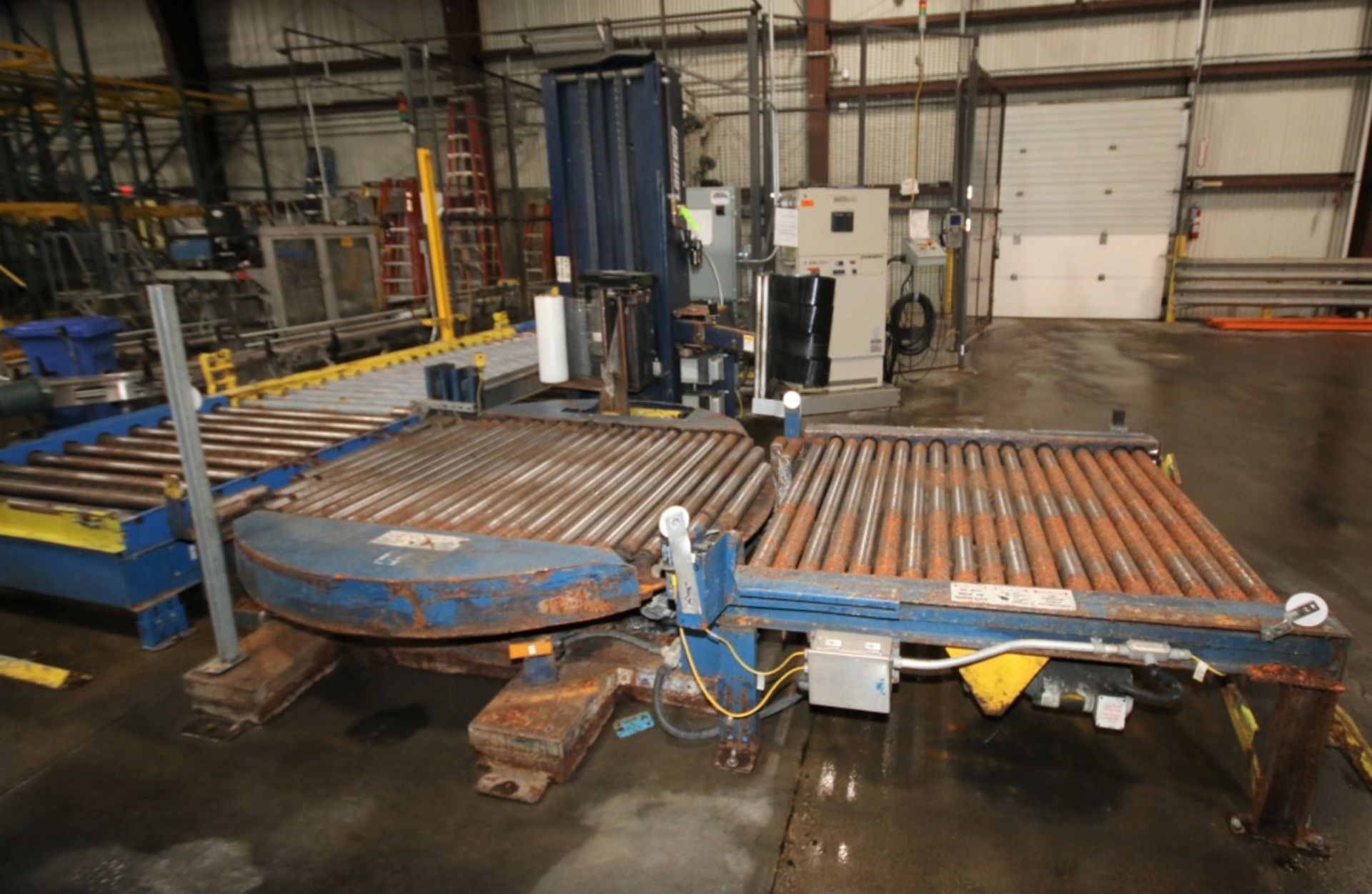 Lantech Model EH1 Automatic Pallet Stretch Wrap Machine: Includes 6'6" Diameter Rotary Turn Table