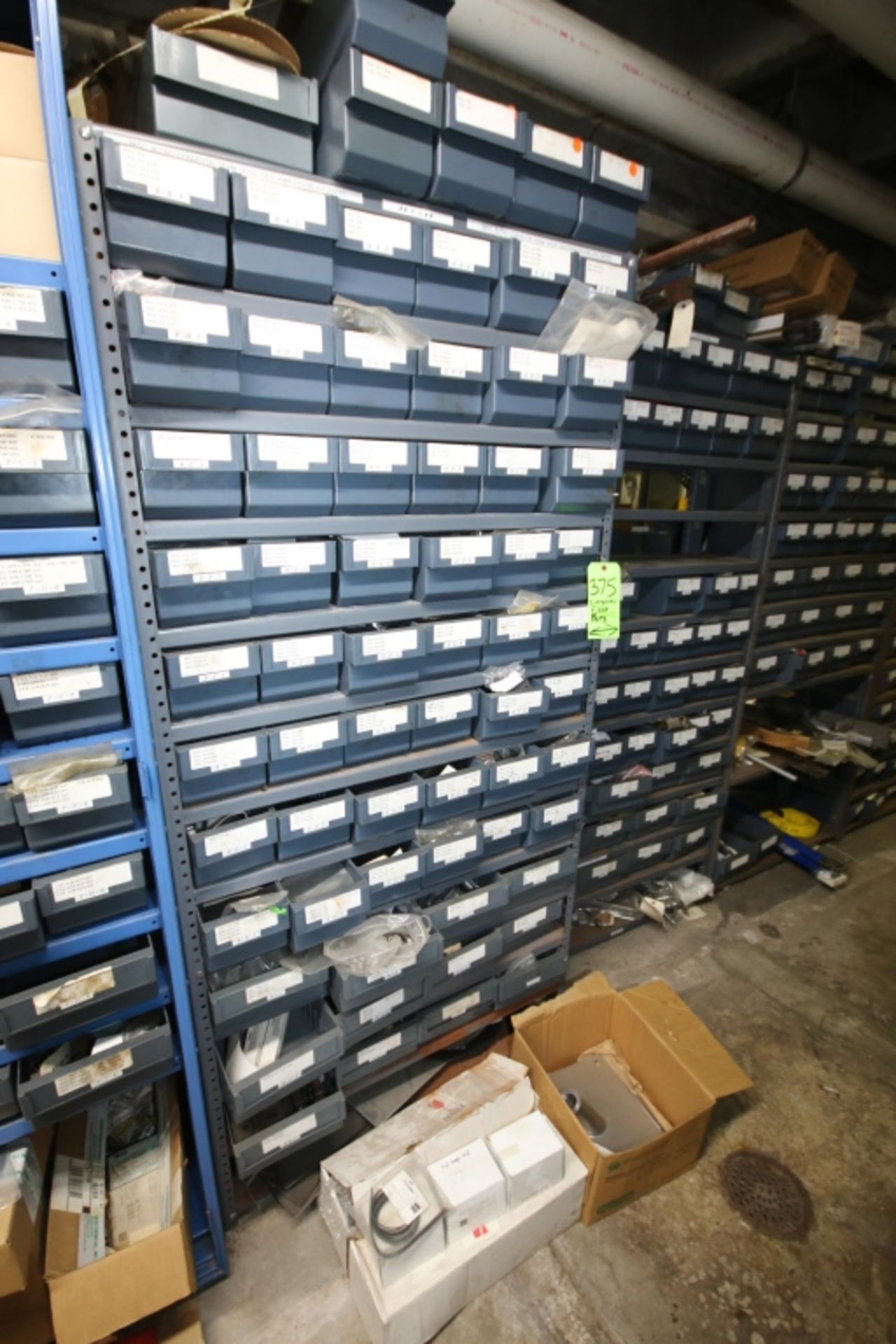 Large Lot of Evergreen Parts in Basement Parts Room: Includes (5) Shelves with Over 200 Individual - Bild 4 aus 10