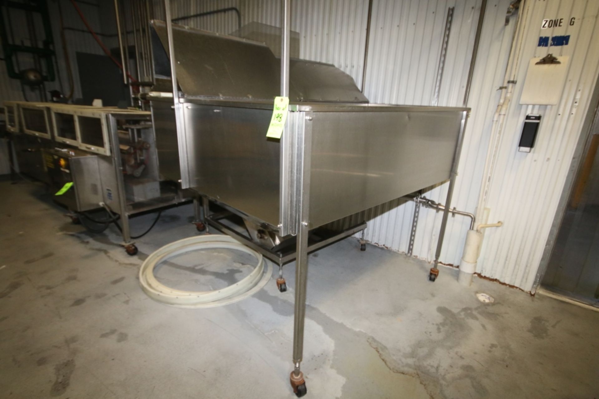 Pace Bottle DeScrambler Sytem: Includes S/S Hopper with Elevator; 74" Wide x 116" Long; Feeds a - Image 4 of 7