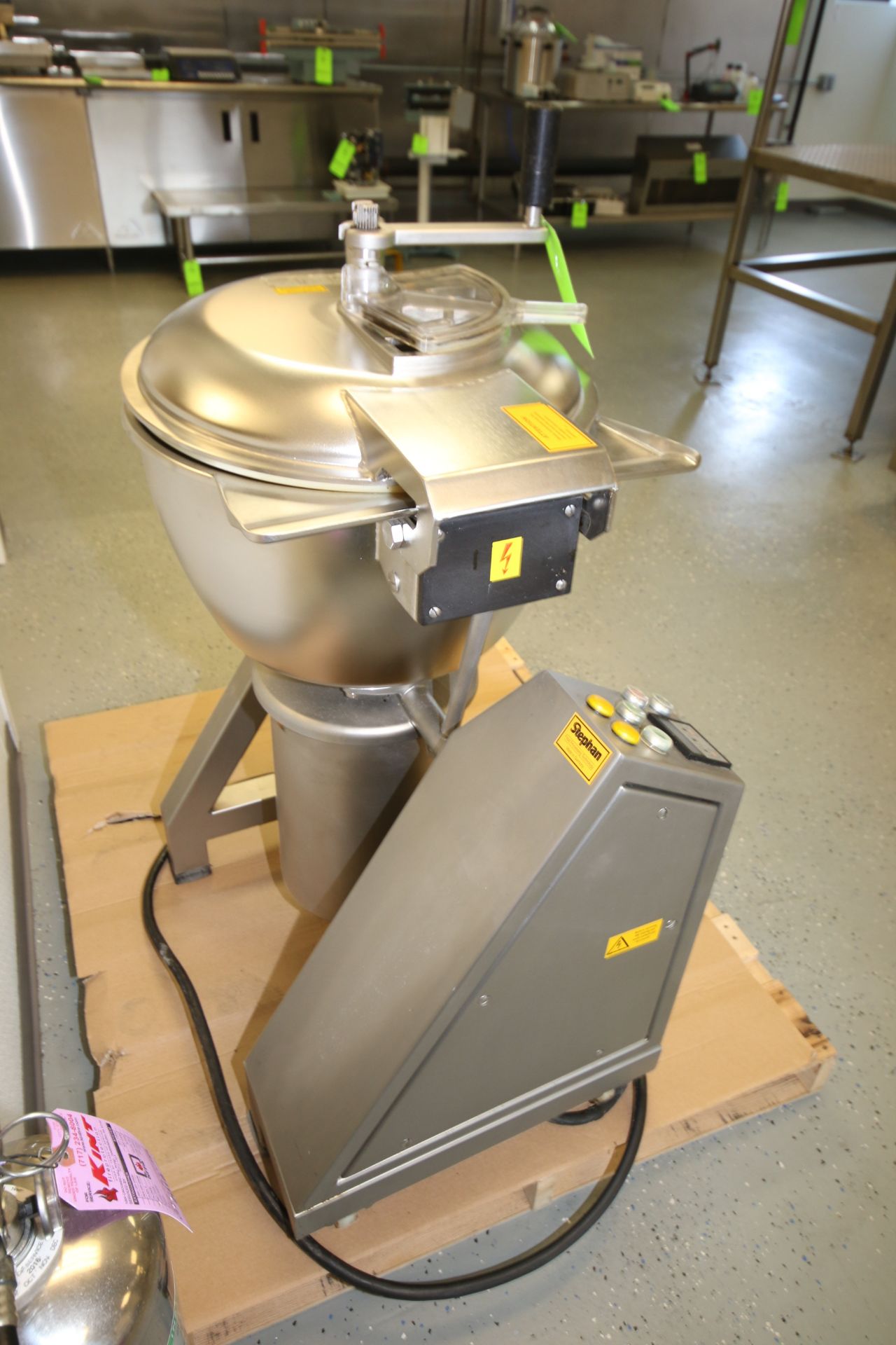 Stephan Vertical Cutter Mixer, M/N VCM44, S/N 730153-01, with 19-1/2" Dia. x 11-1/2" Deep, 220 - Image 4 of 6