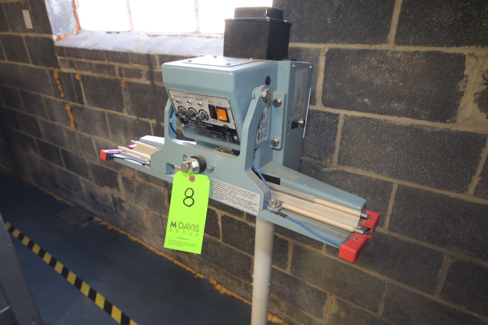 AIE Impulse Foot Sealer, M/N AIE-605FDV, S/N 020362, 115 Volts on Stand - Image 2 of 3