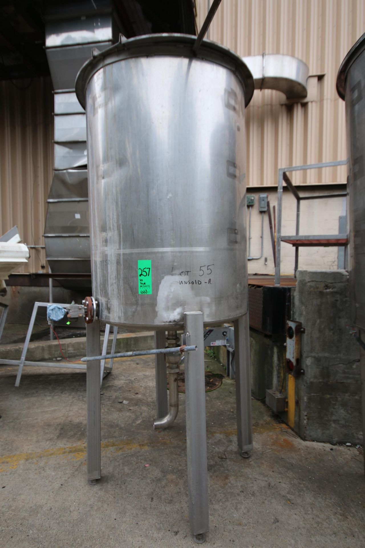 ~500 Gal Vertical Single Wall S/S Tank with Hinged Lid, S/S Legs, Rosemont Level Sensor, (Tank