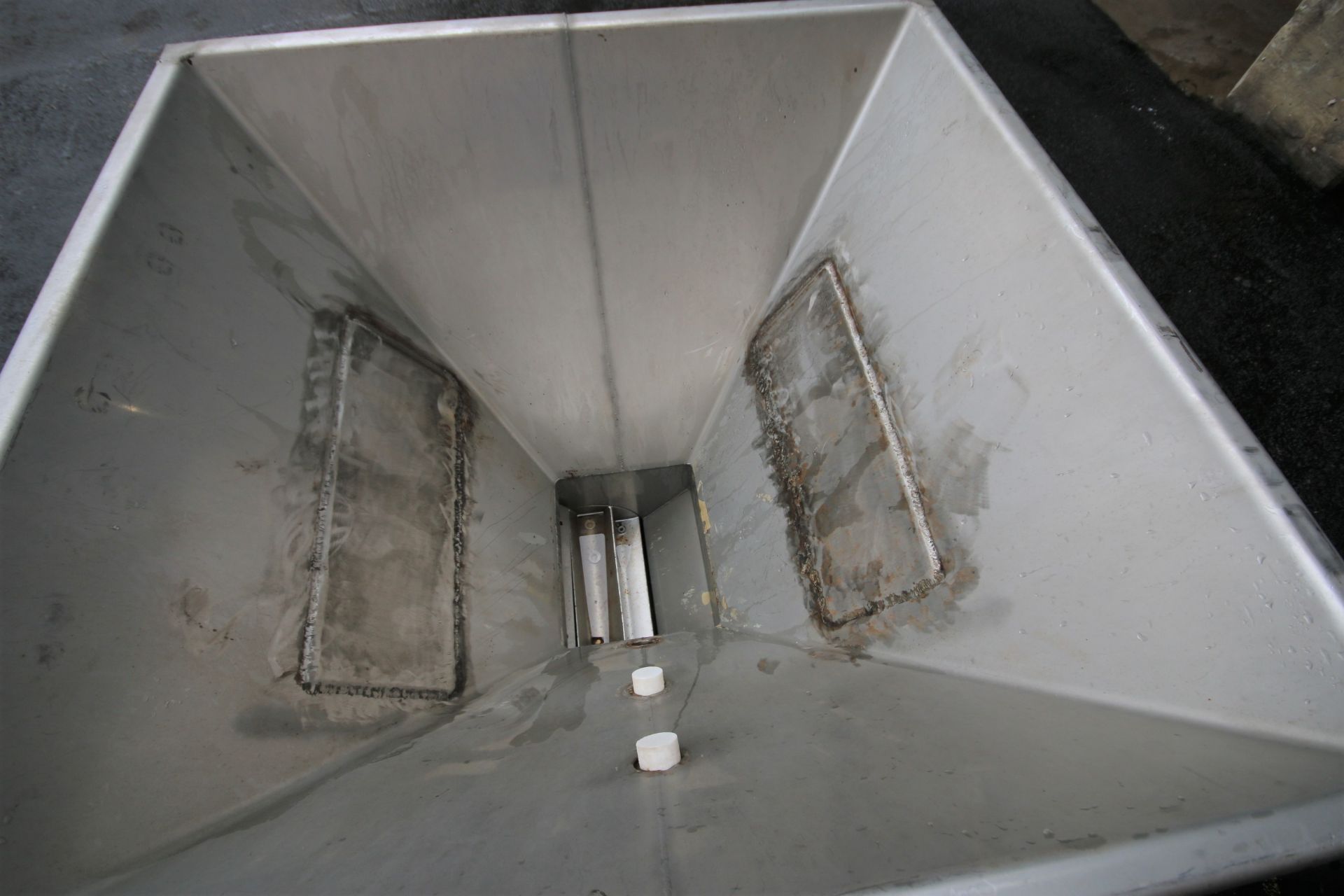 Key Power Airlock with 36" x 36" S/S Feed Hopper - Image 3 of 3