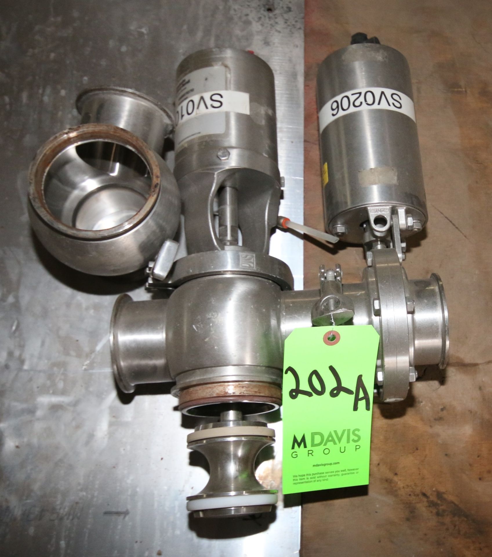 WCB 3" 3 - Way S/S Air Valve with Air Actuated Butterfly Valve, Clamp Type